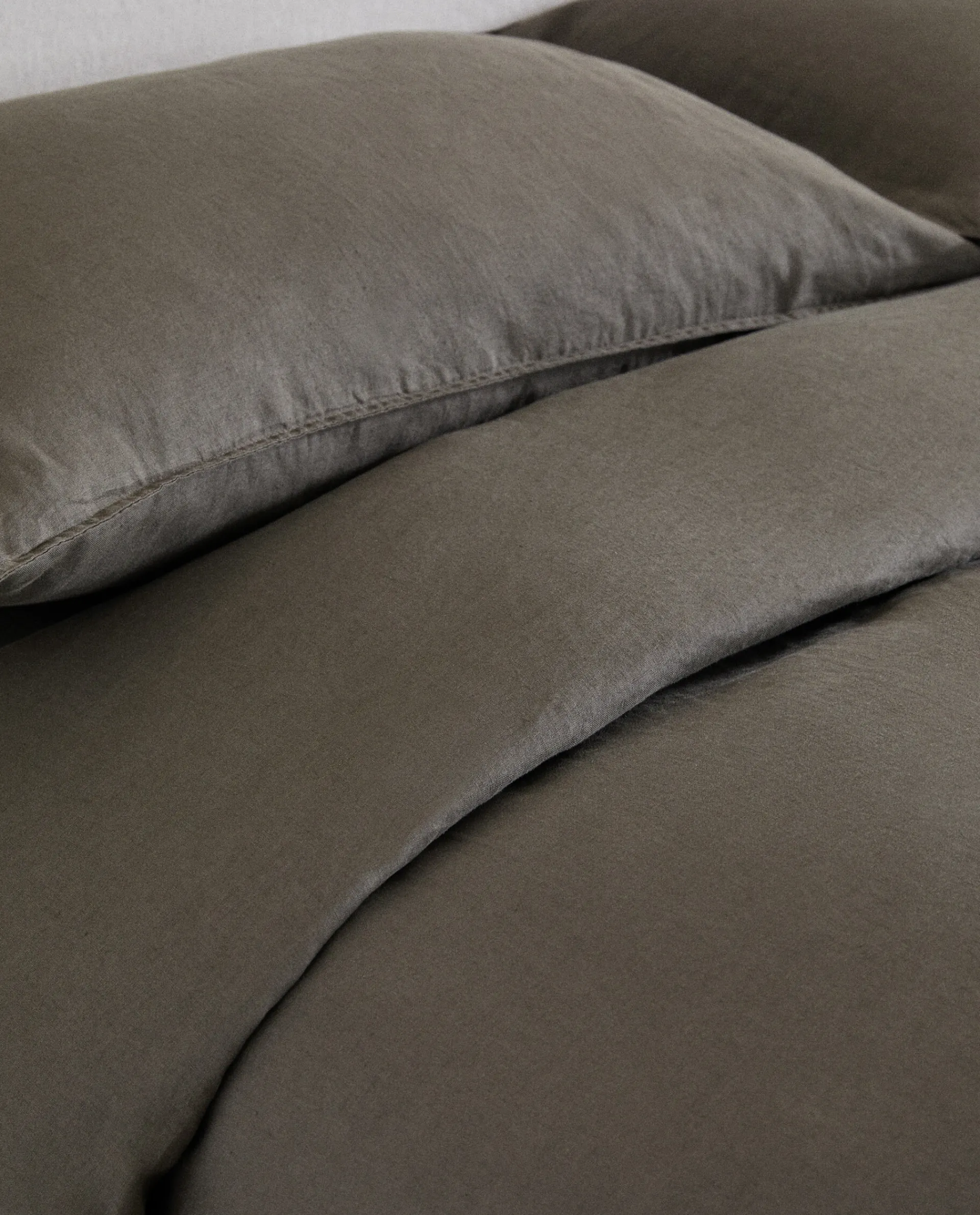 Fitted Sheets*ZARA Home (140 Gsm) Washed Linen Fitted Sheet Grey