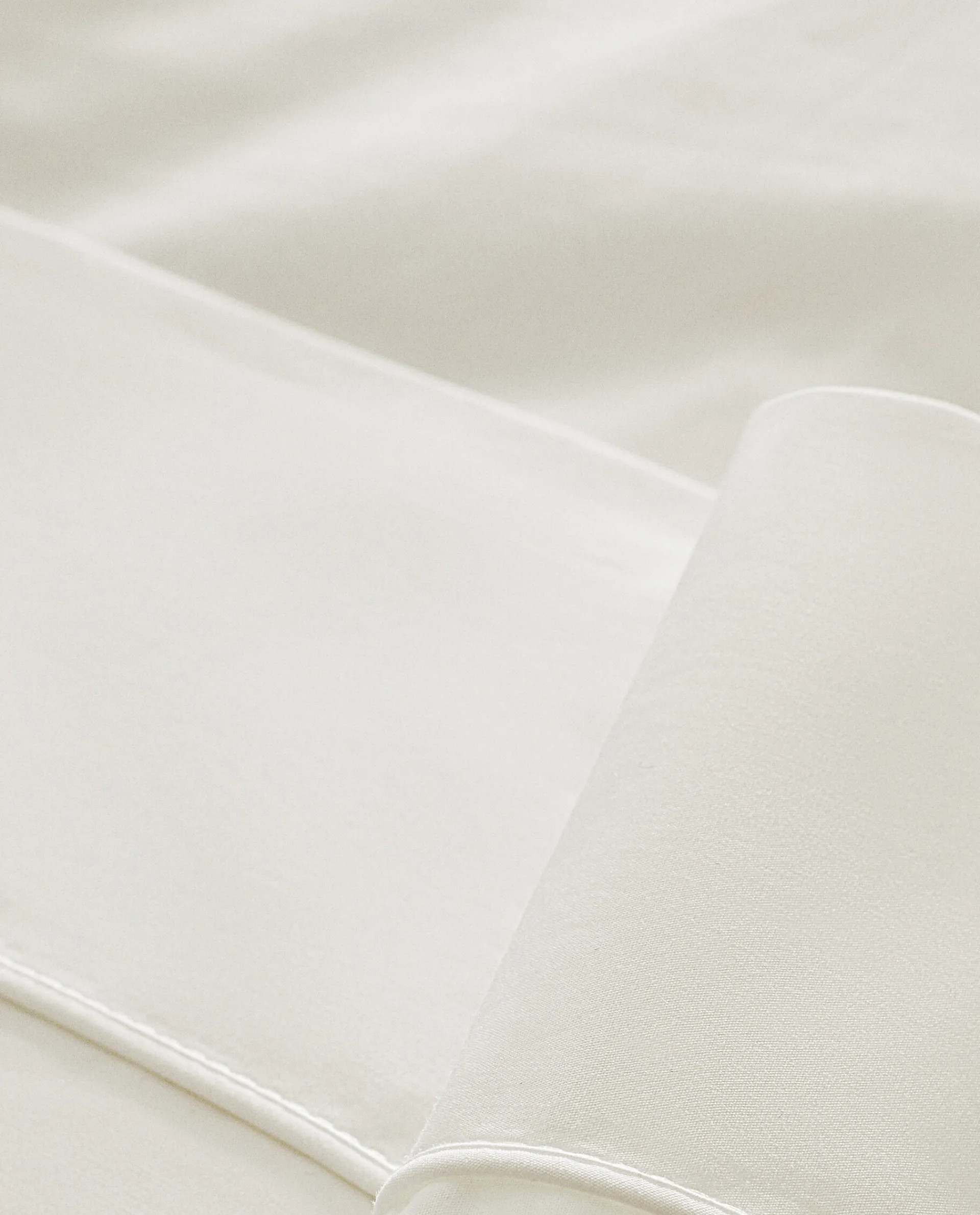 Duvet Covers*ZARA Home (300 Thread Count) Cotton Percale Duvet Cover White