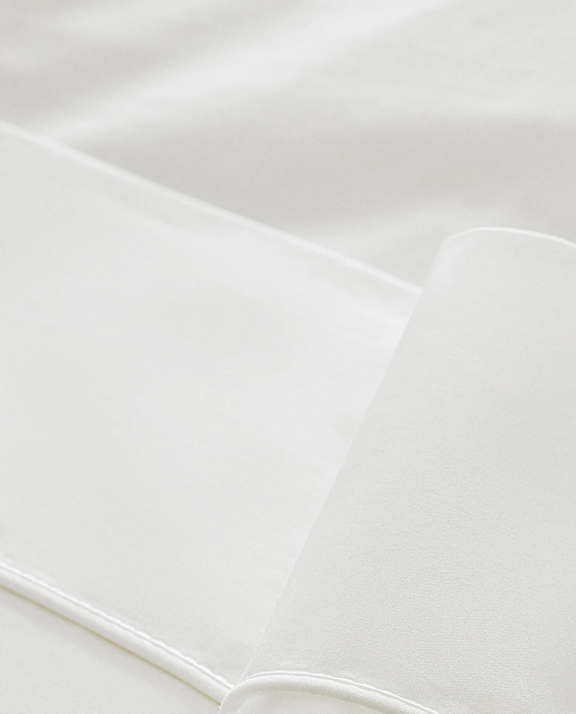 Fitted Sheets*ZARA Home (300 Thread Count) Percale Fitted Sheet White