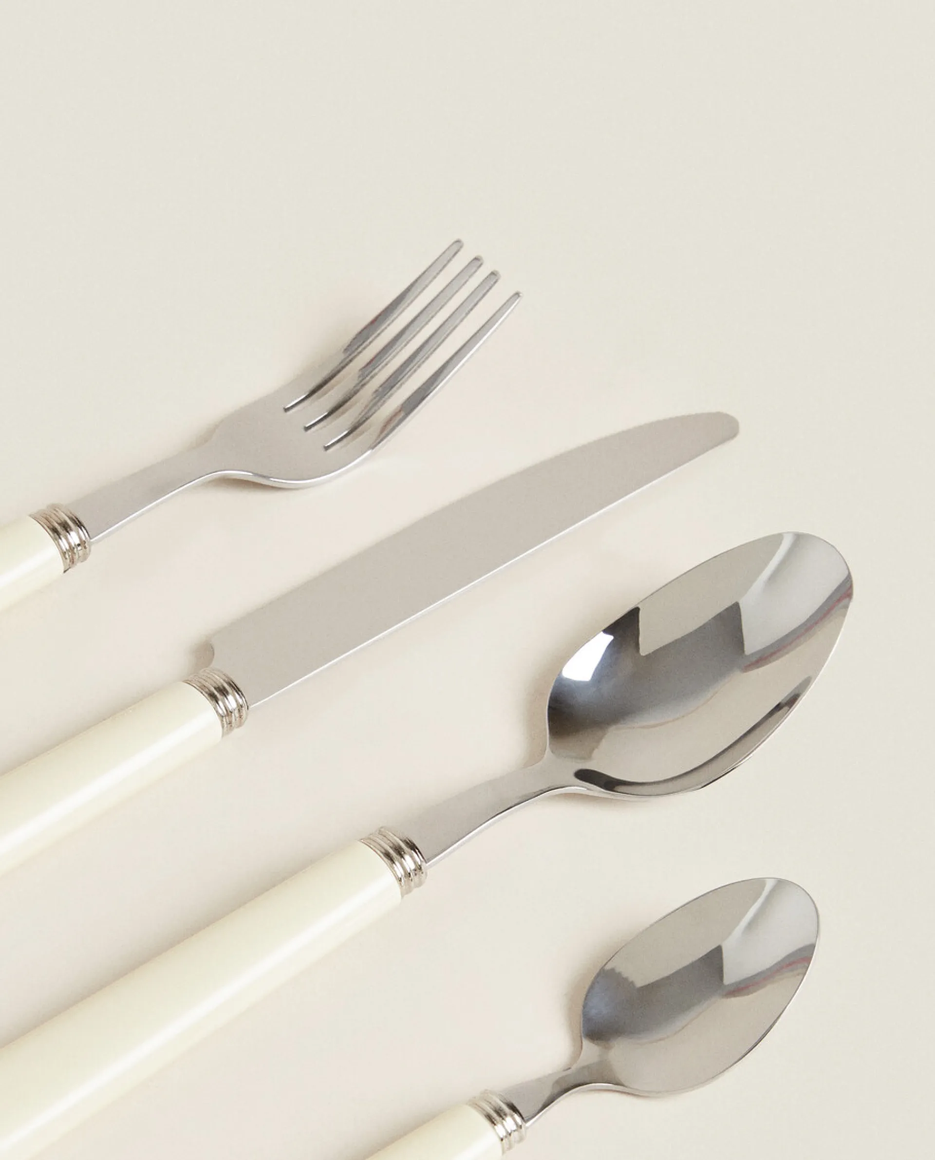 Cutlery*ZARA Home Beige Flatware Set (4 Pieces) Cream
