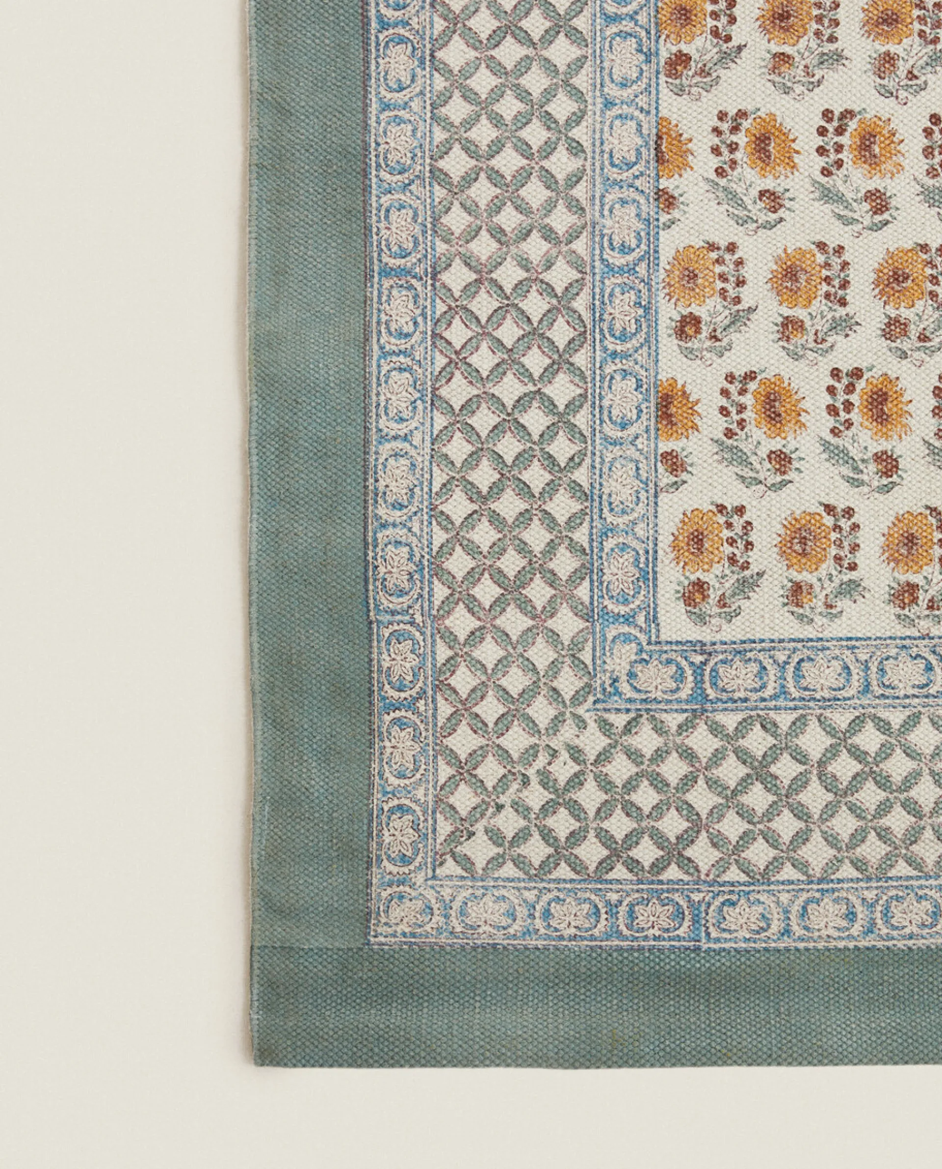 Decorative*ZARA Home Block Print Rug Peach