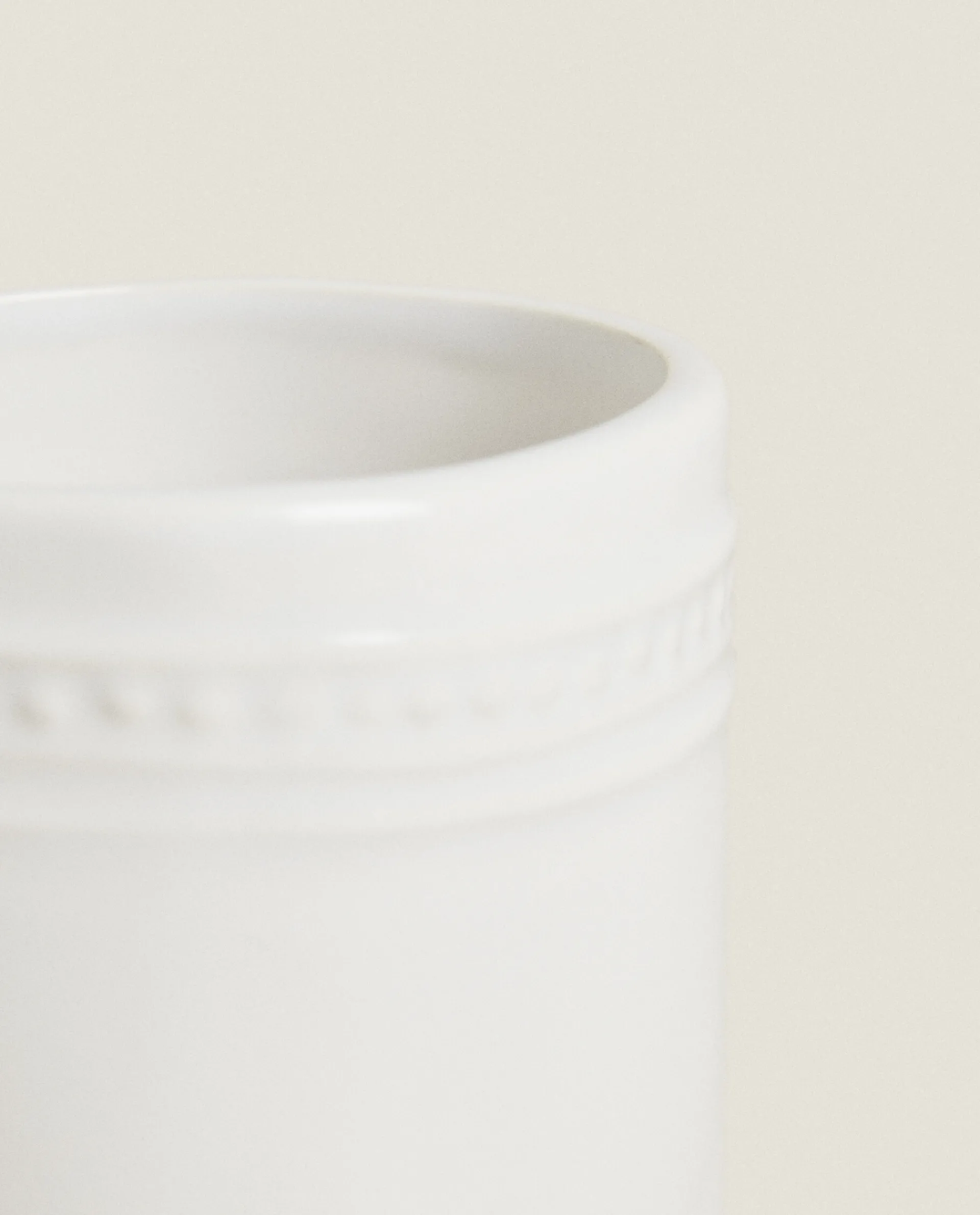 Glasses*ZARA Home Ceramic Tumbler With A Raised Design White