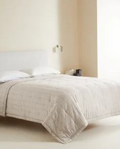 Quilts*ZARA Home Check Flannel Quilt Sand