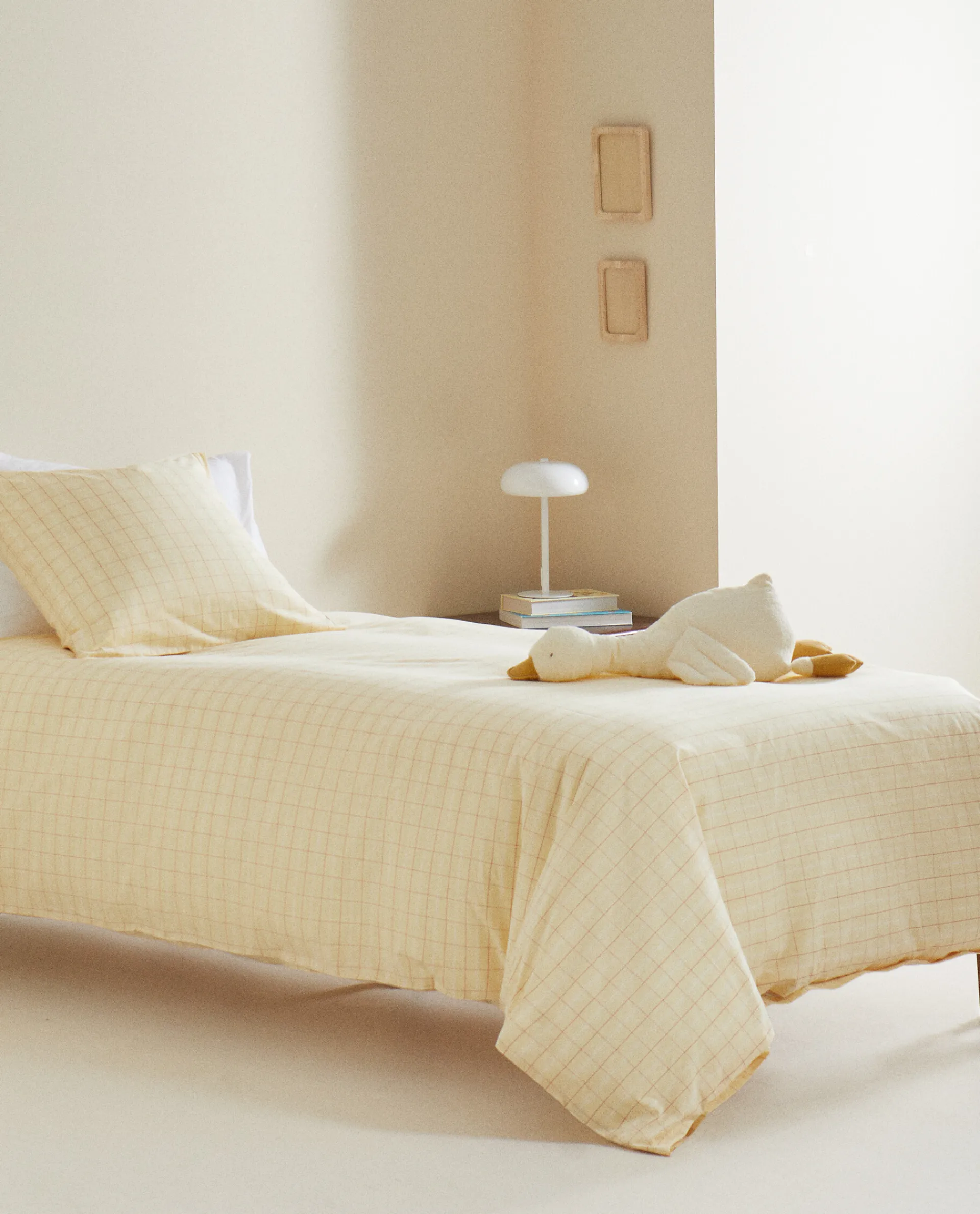 Pillowcases*ZARA Home Checked Pillowcase Yellow