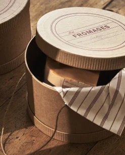 Wine & Cheese Collection*ZARA Home Cheese Gift Box Natural Colour