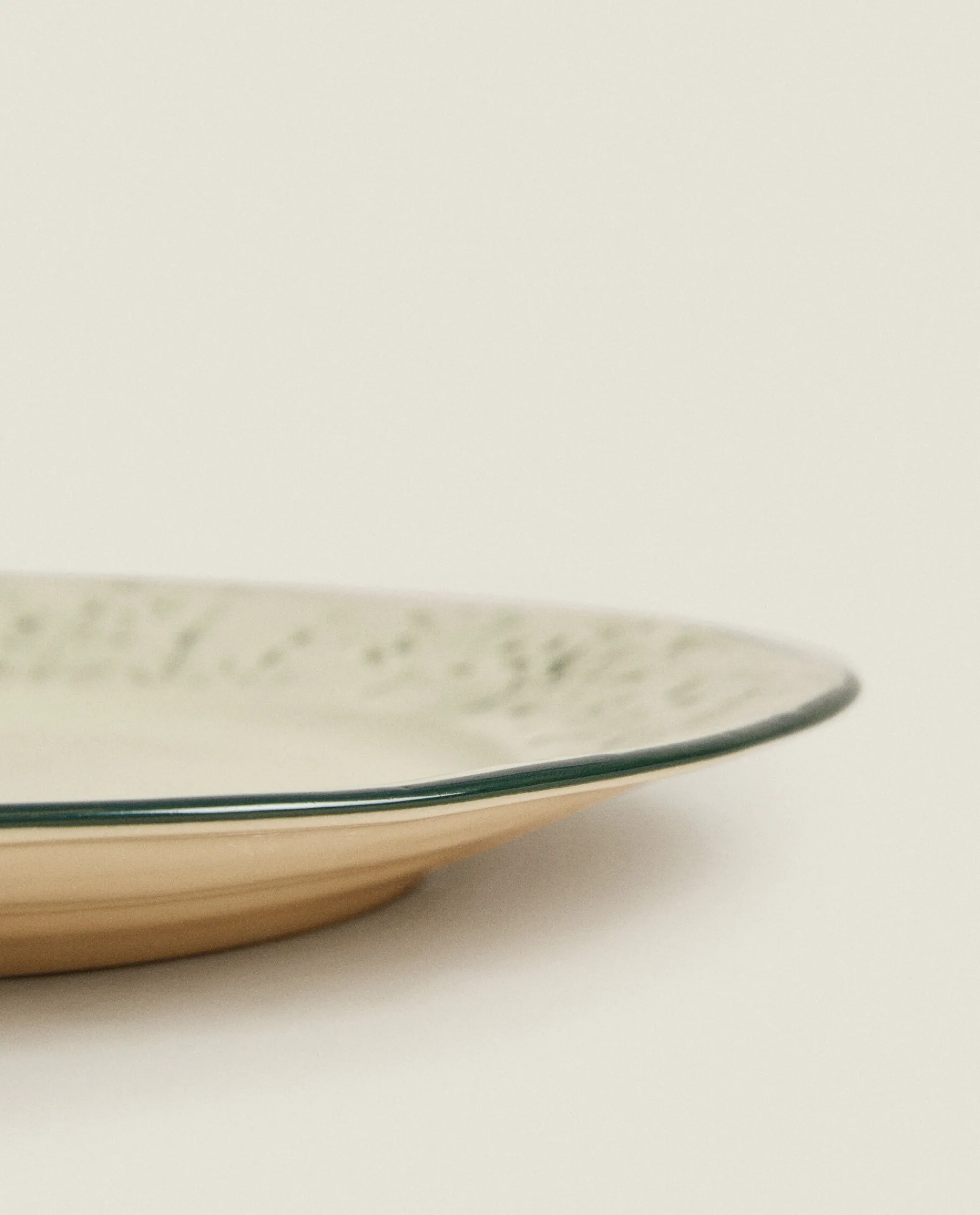 Dining*ZARA Home Christmas Dessert Plate With Raised Floral Design Green