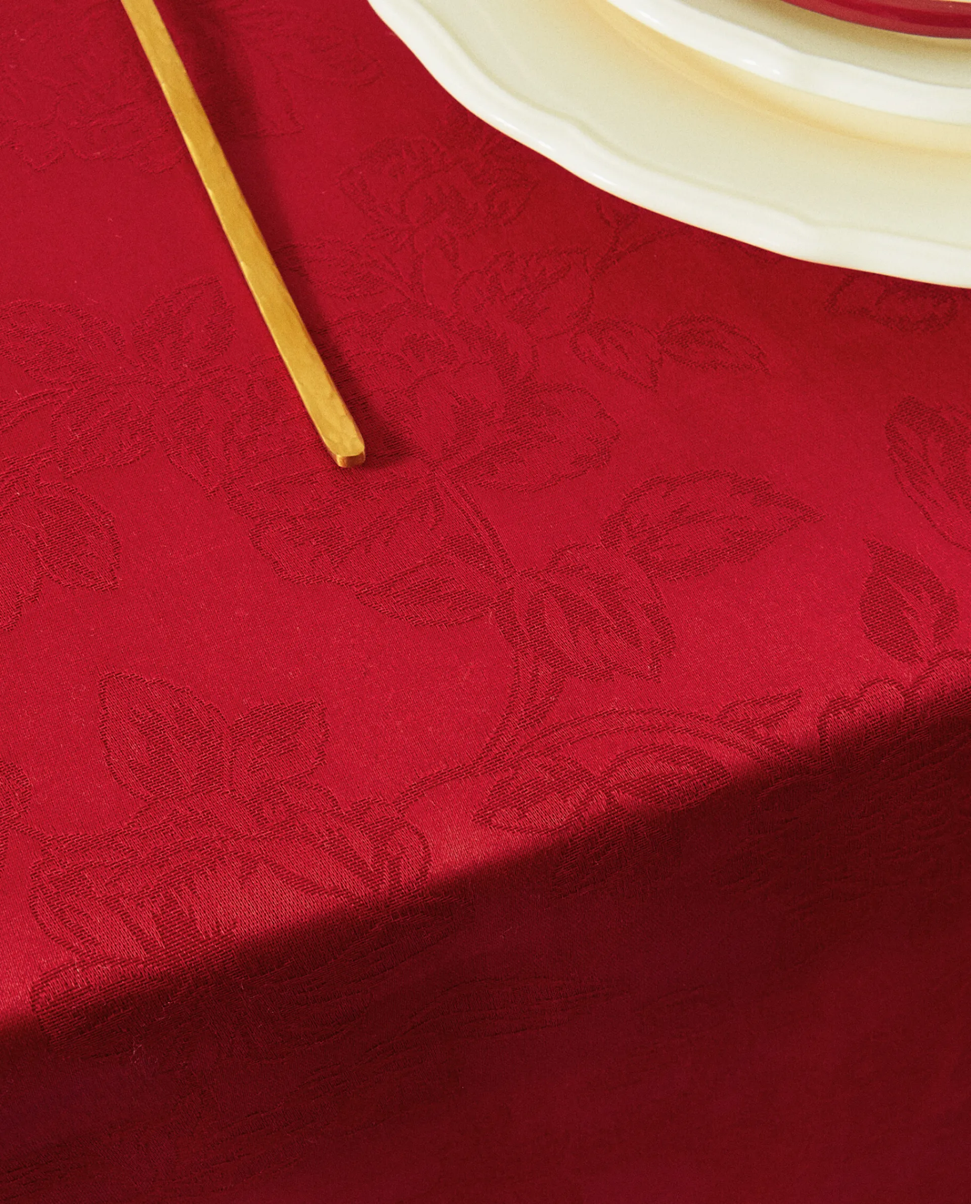 Dining*ZARA Home Christmas Floral Jacquard Tablecloth Red