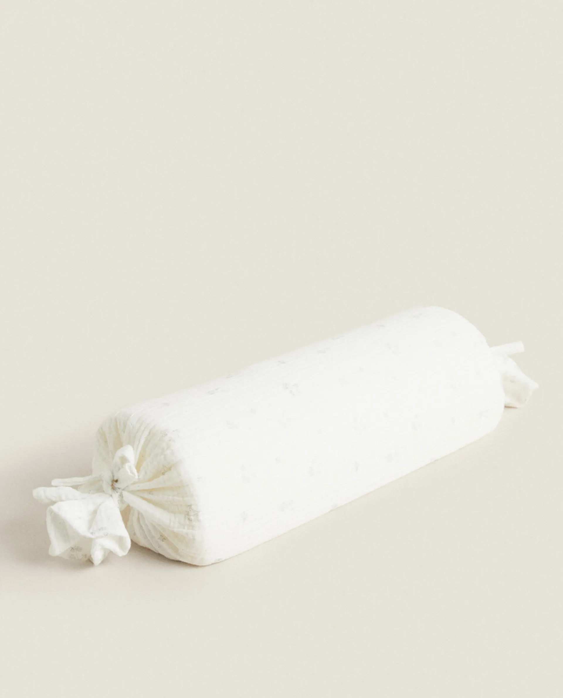 Crib Bedding*ZARA Home Clover Bolster Cushion Oyster White