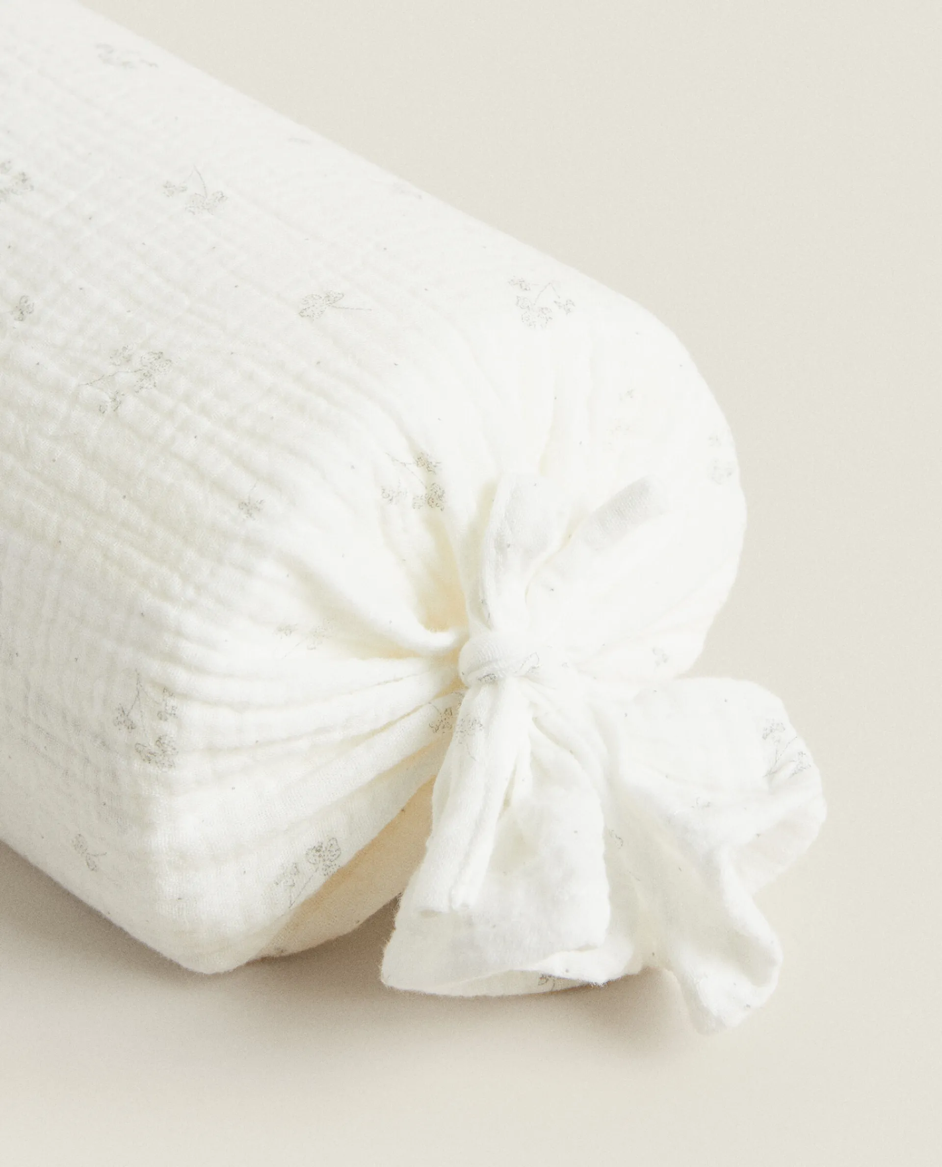 Crib Bedding*ZARA Home Clover Bolster Cushion Oyster White