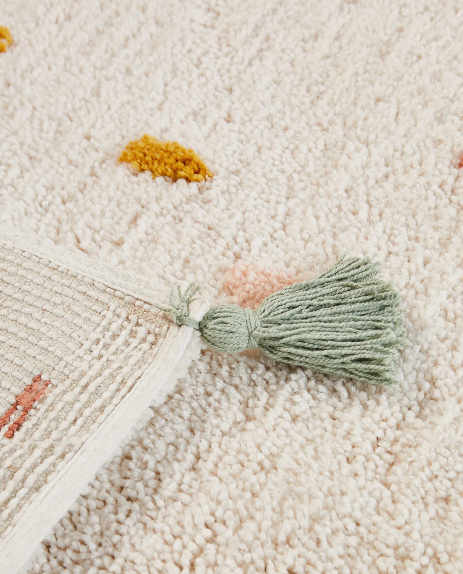 Rugs*ZARA Home Colored Polka Dot Rug Oyster White