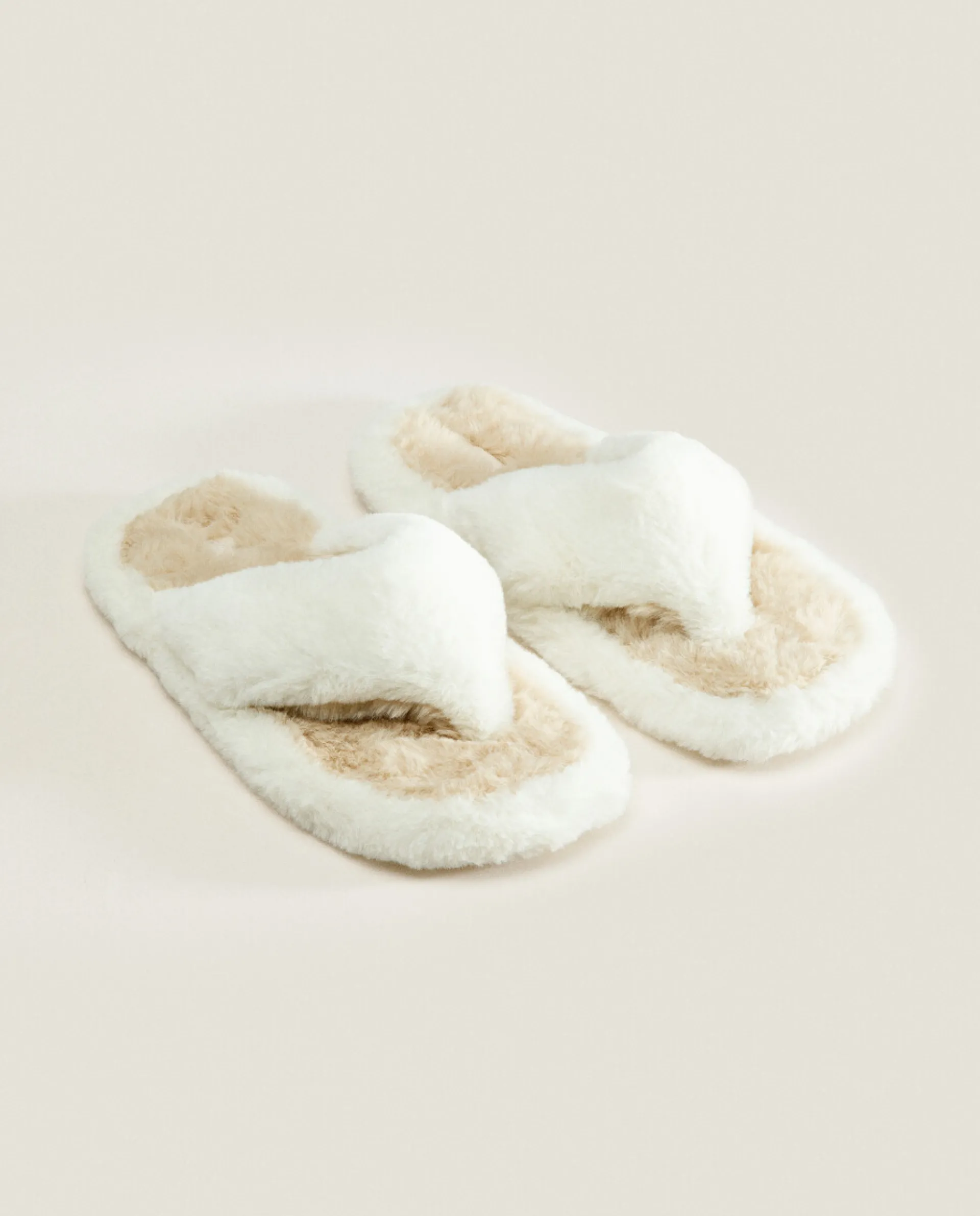 Woman*ZARA Home Contrast Faux Fur Open Slippers 1-202