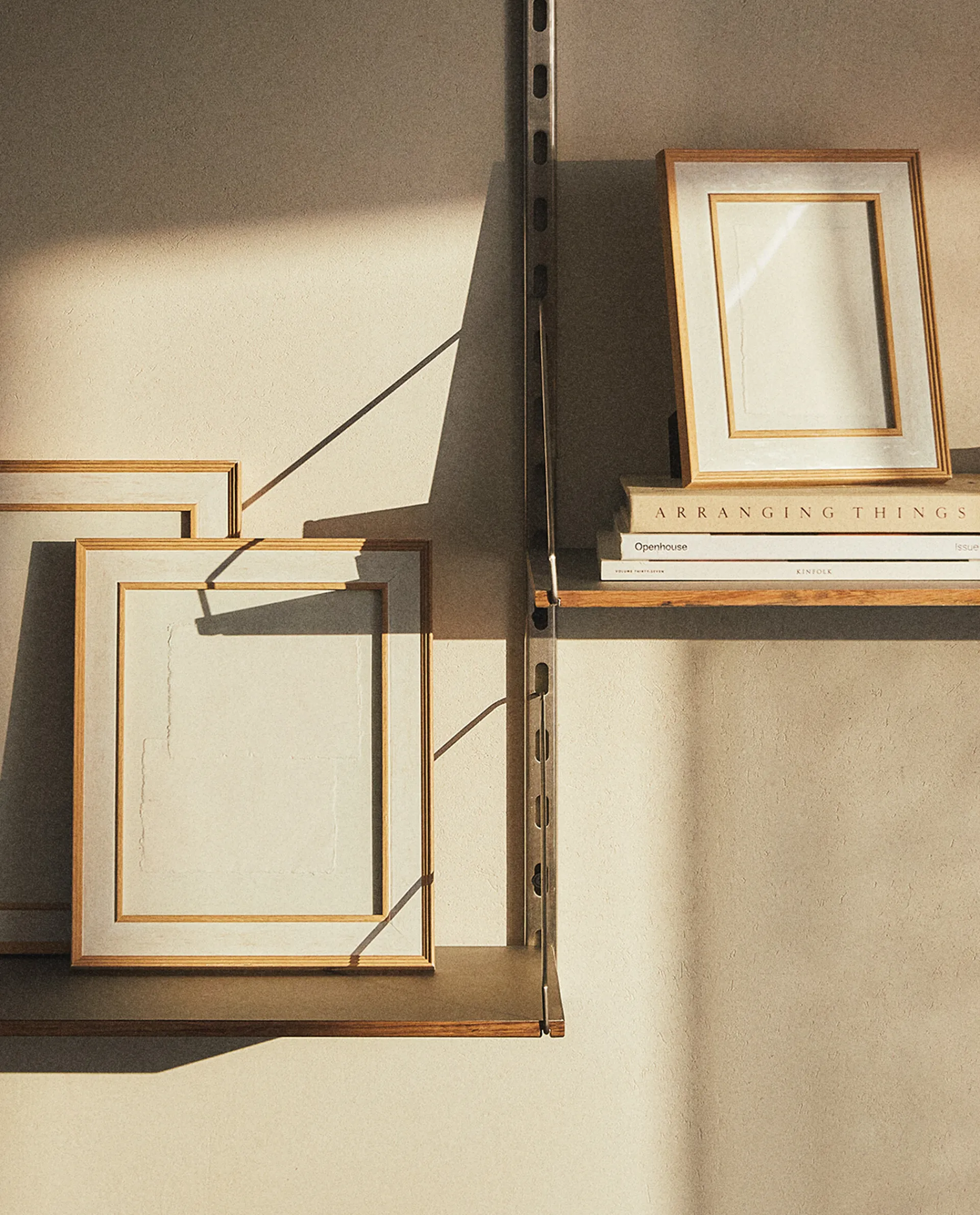 Frames And Canvases*ZARA Home Contrast Wooden Frame White