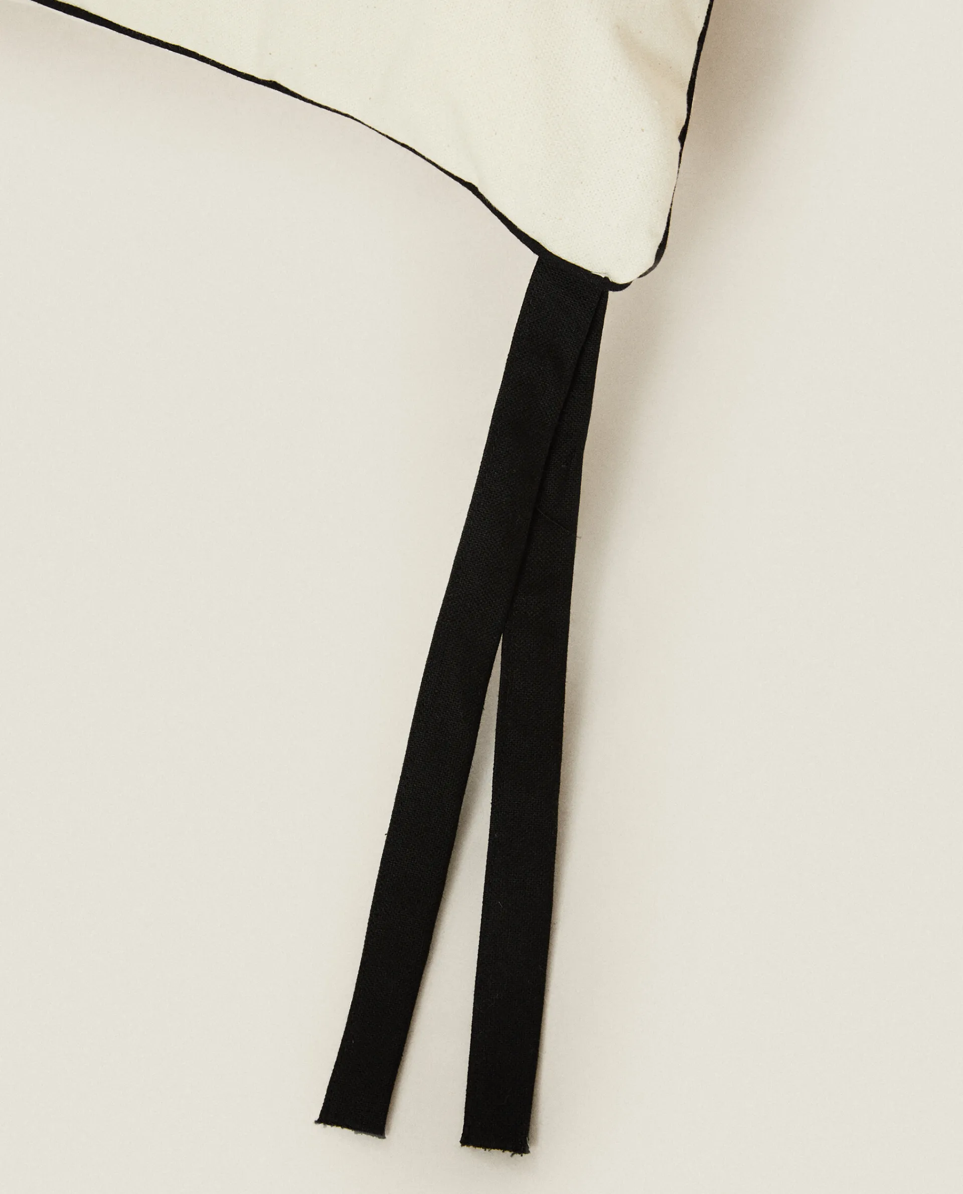 Solid*ZARA Home Cotton Back Cushion With Piping Oyster White