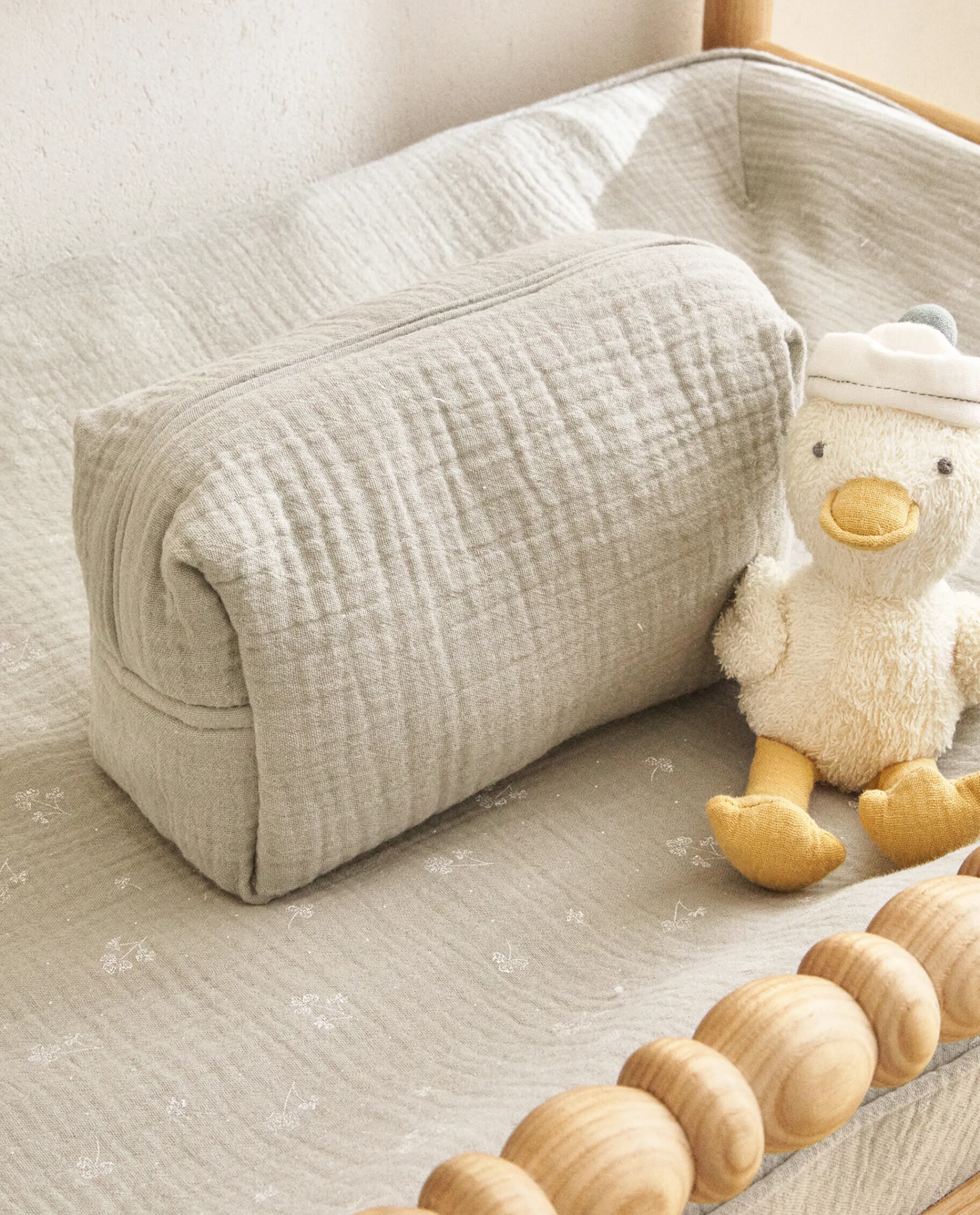 Personalization*ZARA Home Cotton Chiffon Clover Cosmetic Bag Grey