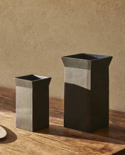 Vases*ZARA Home Dark Metal Vase Brown