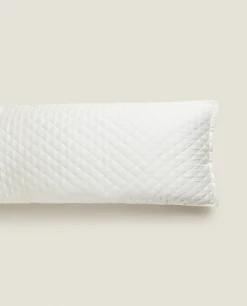 Quilts*ZARA Home Diamond-Pattern Throw Pillow Cover Cream