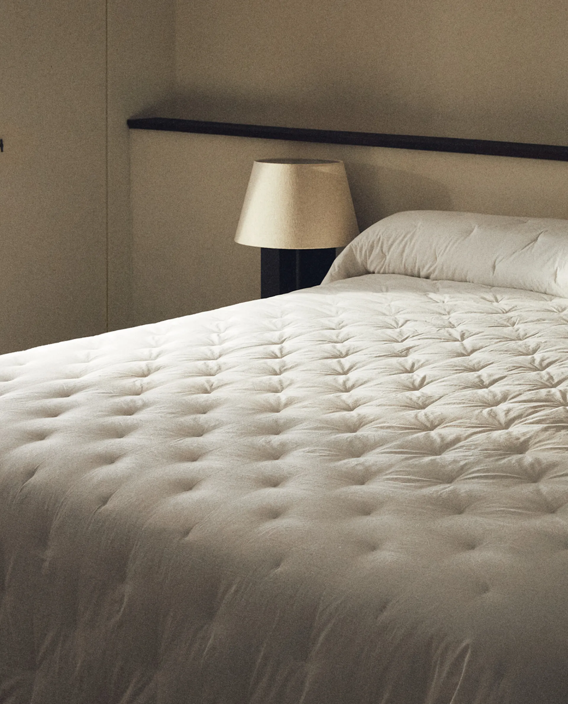 Quilts*ZARA Home Dotted Quilt White