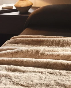 Blankets*ZARA Home Double-Textured Faux Fur Blanket Beige