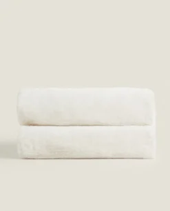 Blankets*ZARA Home Double-Textured Faux Fur Blanket Oyster White