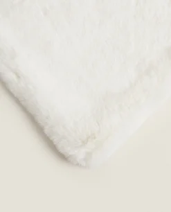 Blankets*ZARA Home Double-Textured Faux Fur Blanket Oyster White