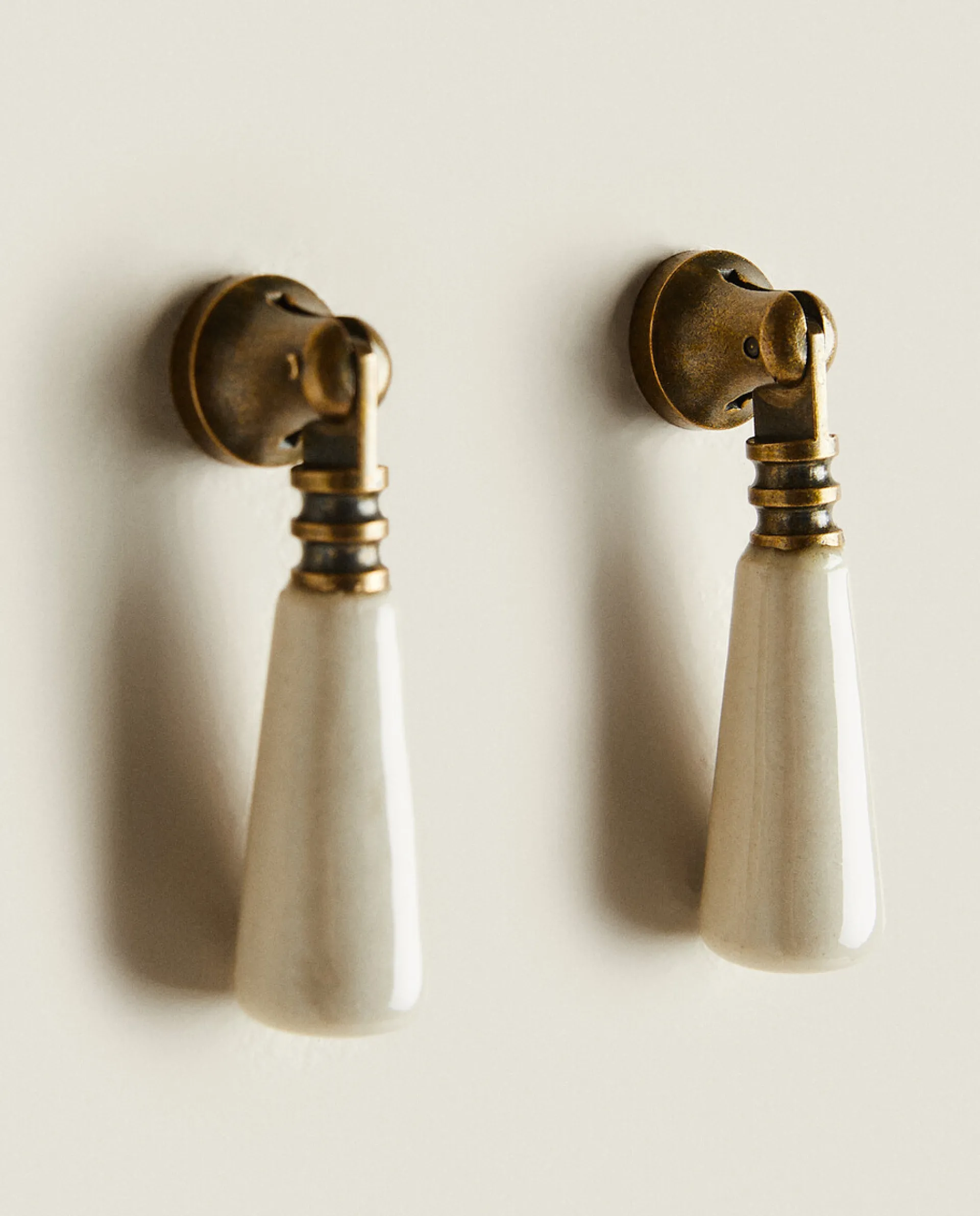 Door Knobs*ZARA Home Droplet Door Knob (Pack Of 2) White