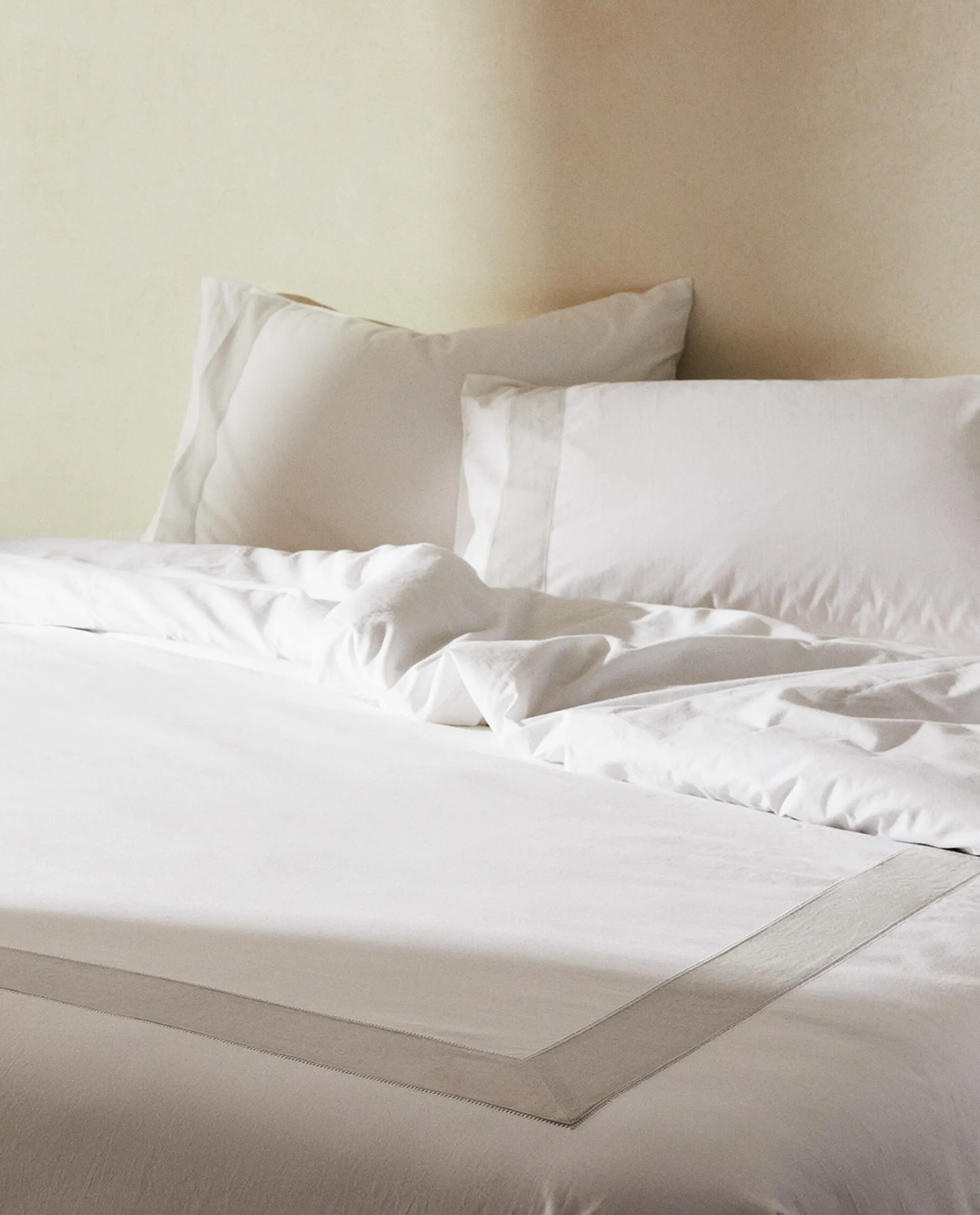 Duvet Covers*ZARA Home Duvet Cover With Linen Border White