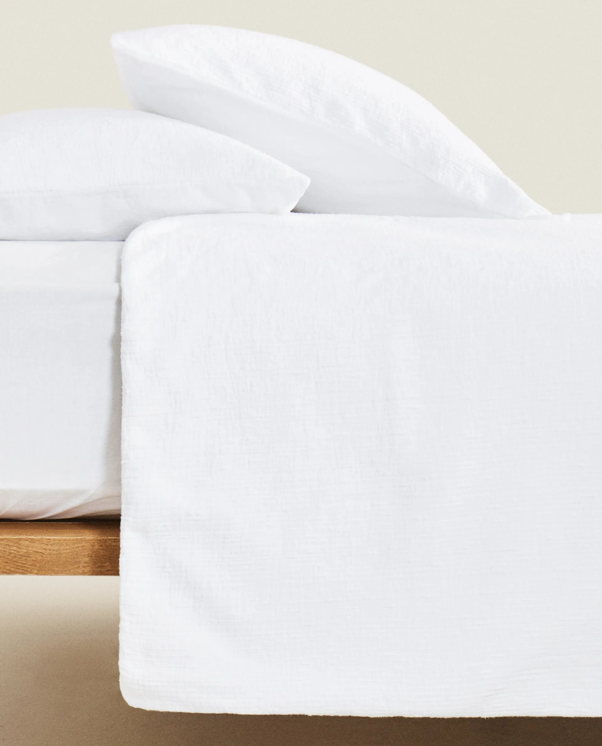 Duvet Covers*ZARA Home Duvet Cover With Raised Bedspread Effect White