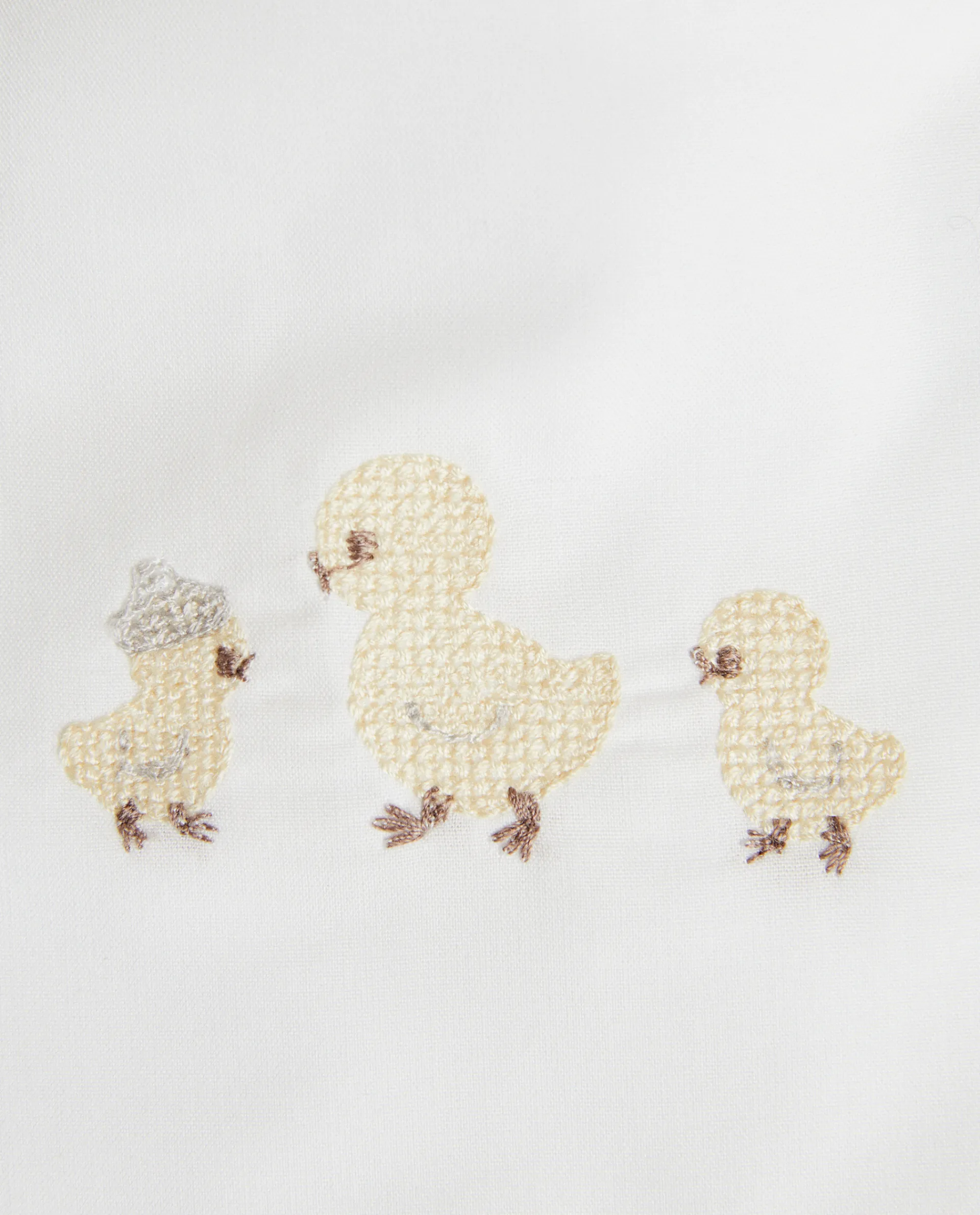 Mealtime*ZARA Home Embroidered Duck Bib White