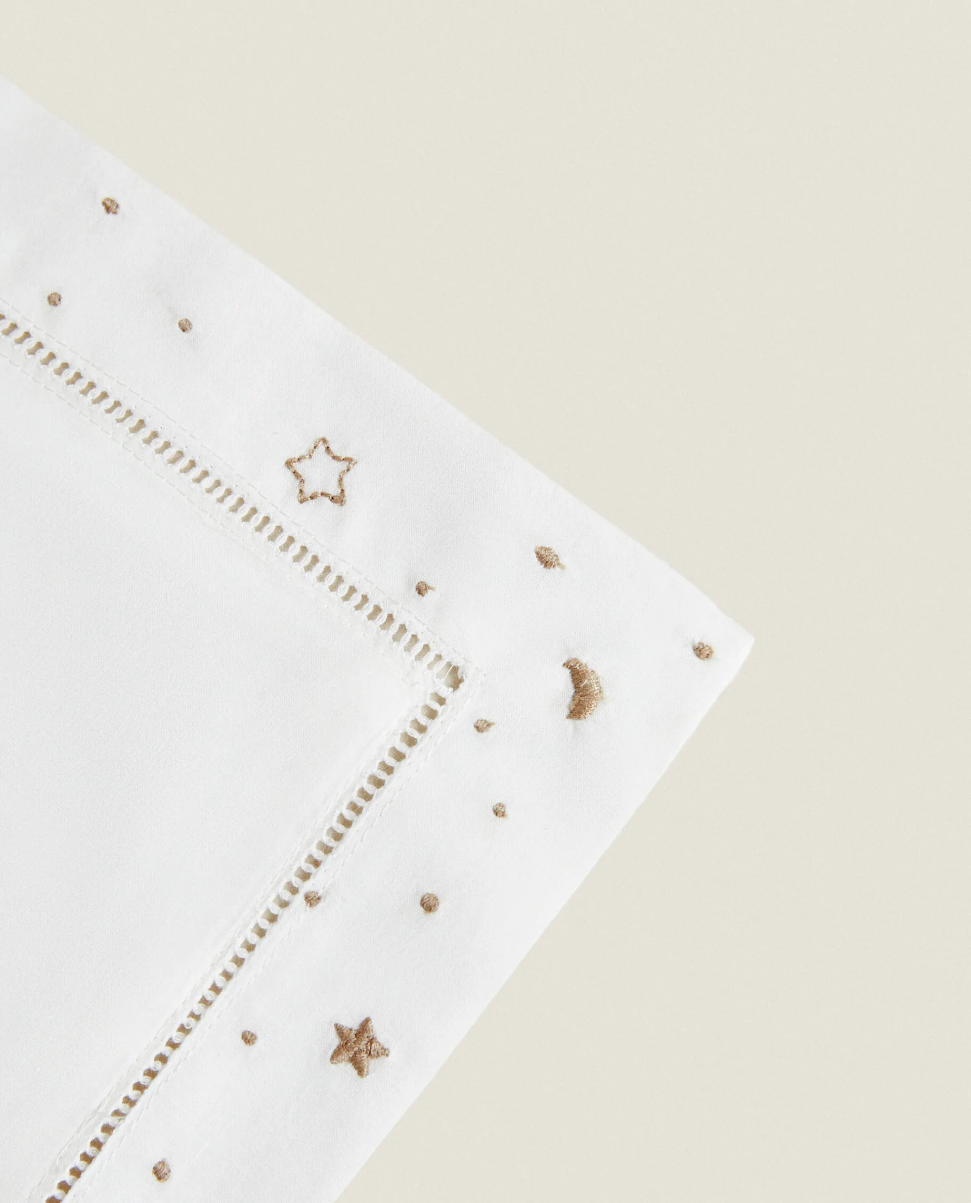 Crib Bedding*ZARA Home Embroidered Moon And Star Flat Sheet Set Taupe
