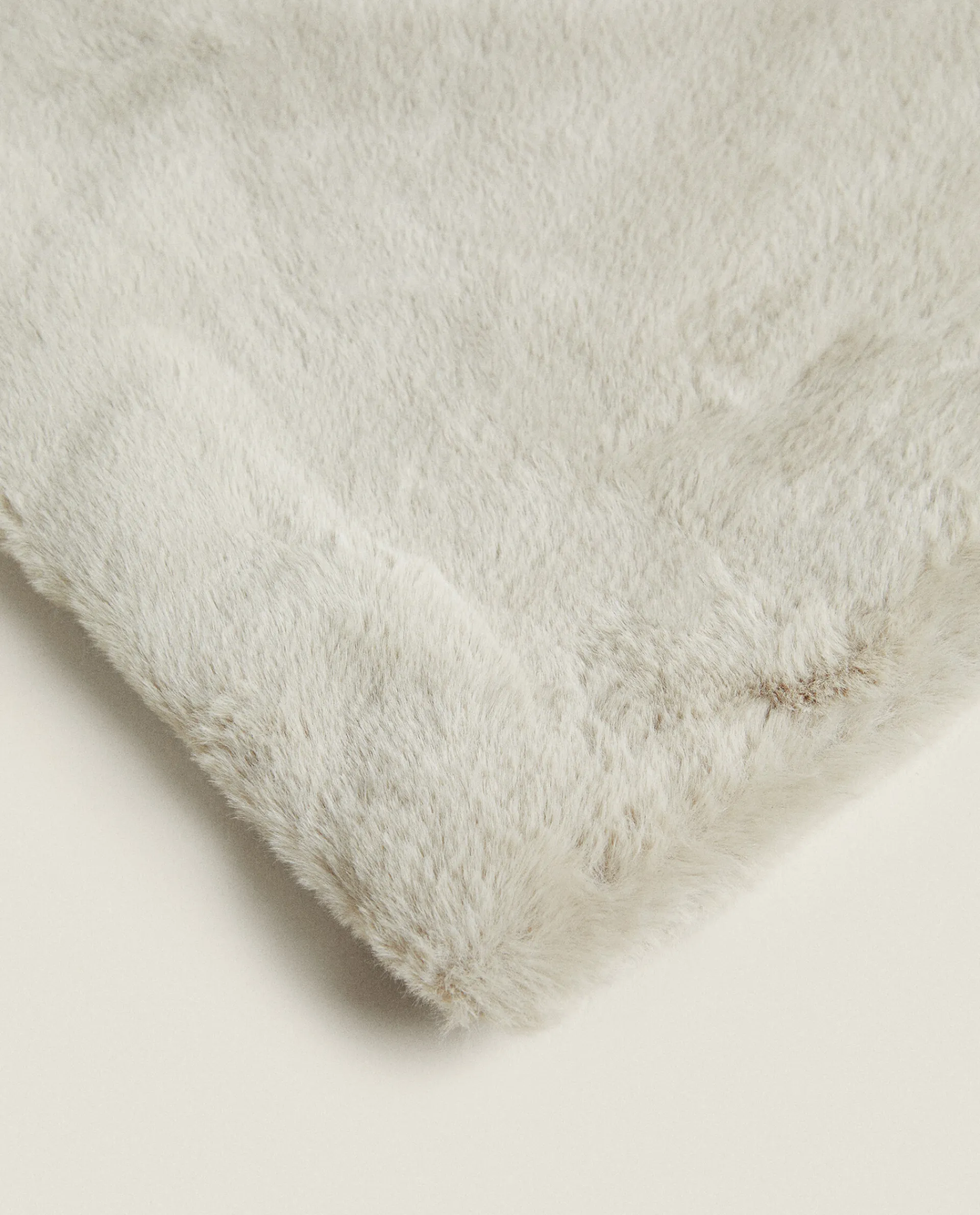 Blankets*ZARA Home Faux Fur Blanket Grey