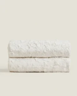 Blankets*ZARA Home Faux Fur Blanket Oyster White
