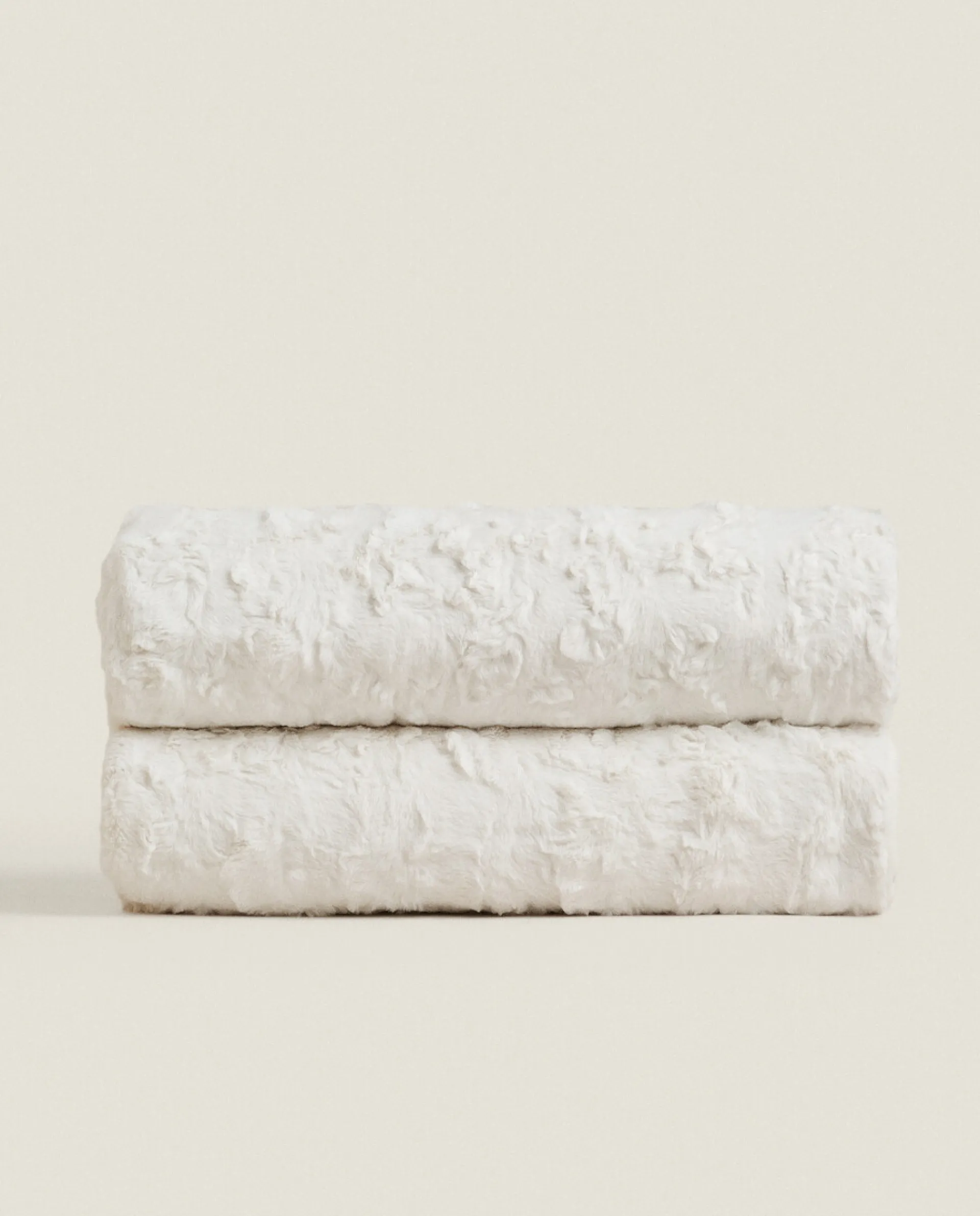 Blankets*ZARA Home Faux Fur Blanket Oyster White