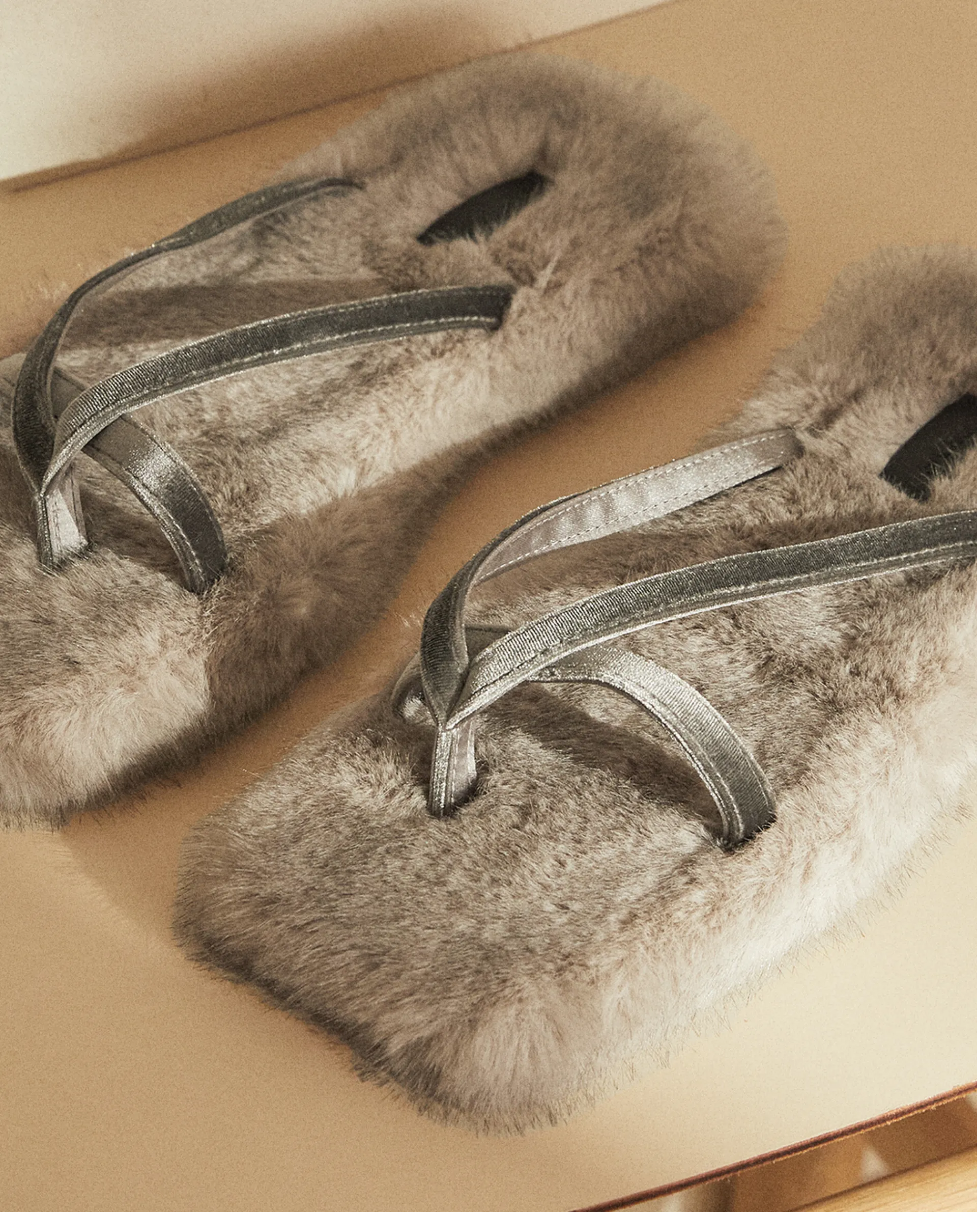 Woman*ZARA Home Faux Fur Sandal Slippers Grey