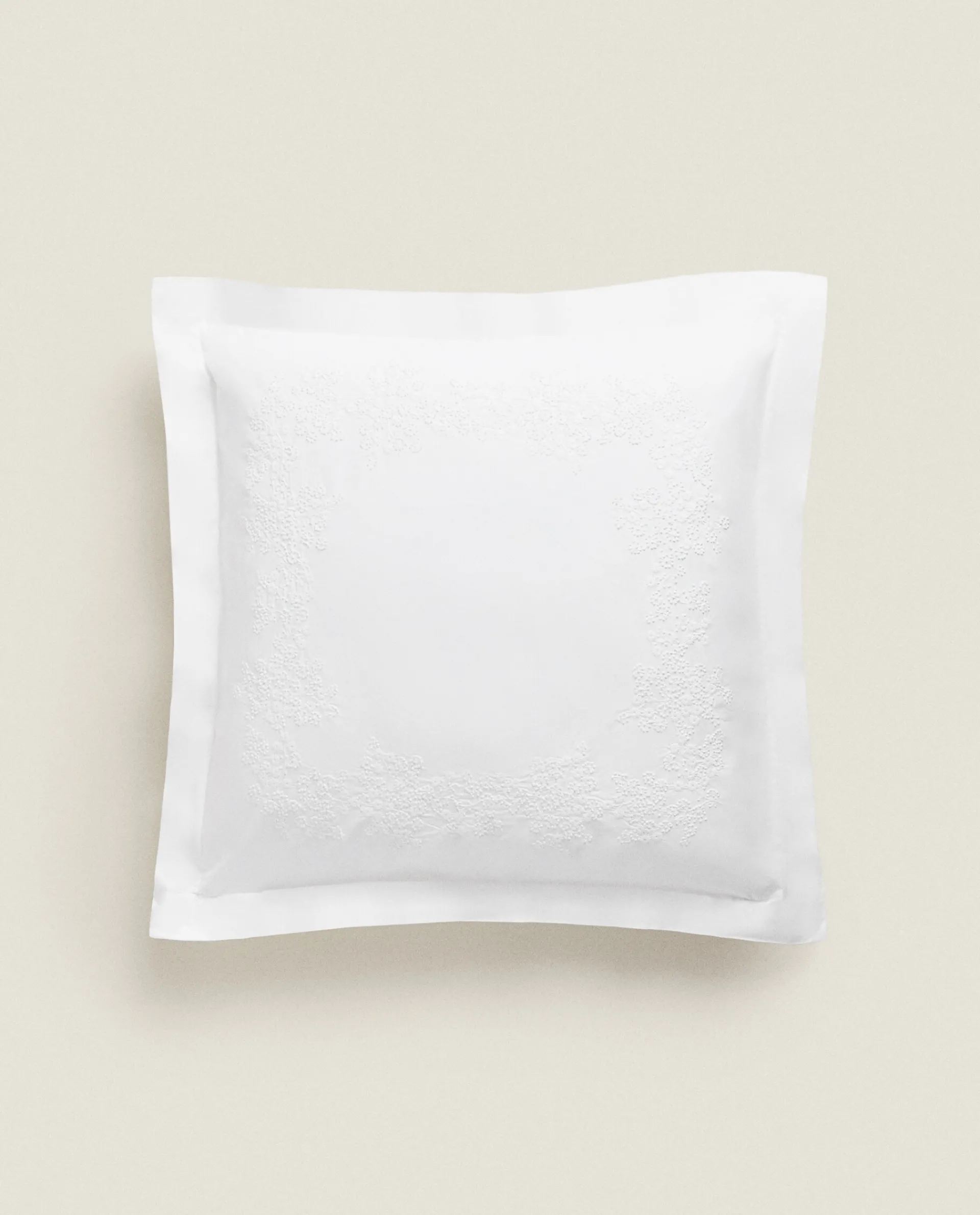 Pillowcases*ZARA Home Floral Embroidery Pillowcase White