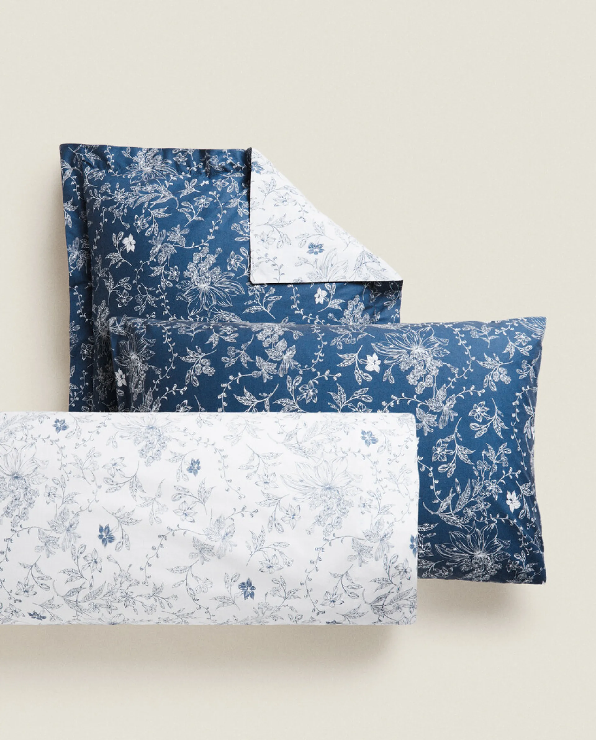 Pillowcases*ZARA Home Floral Pillowcase Blue