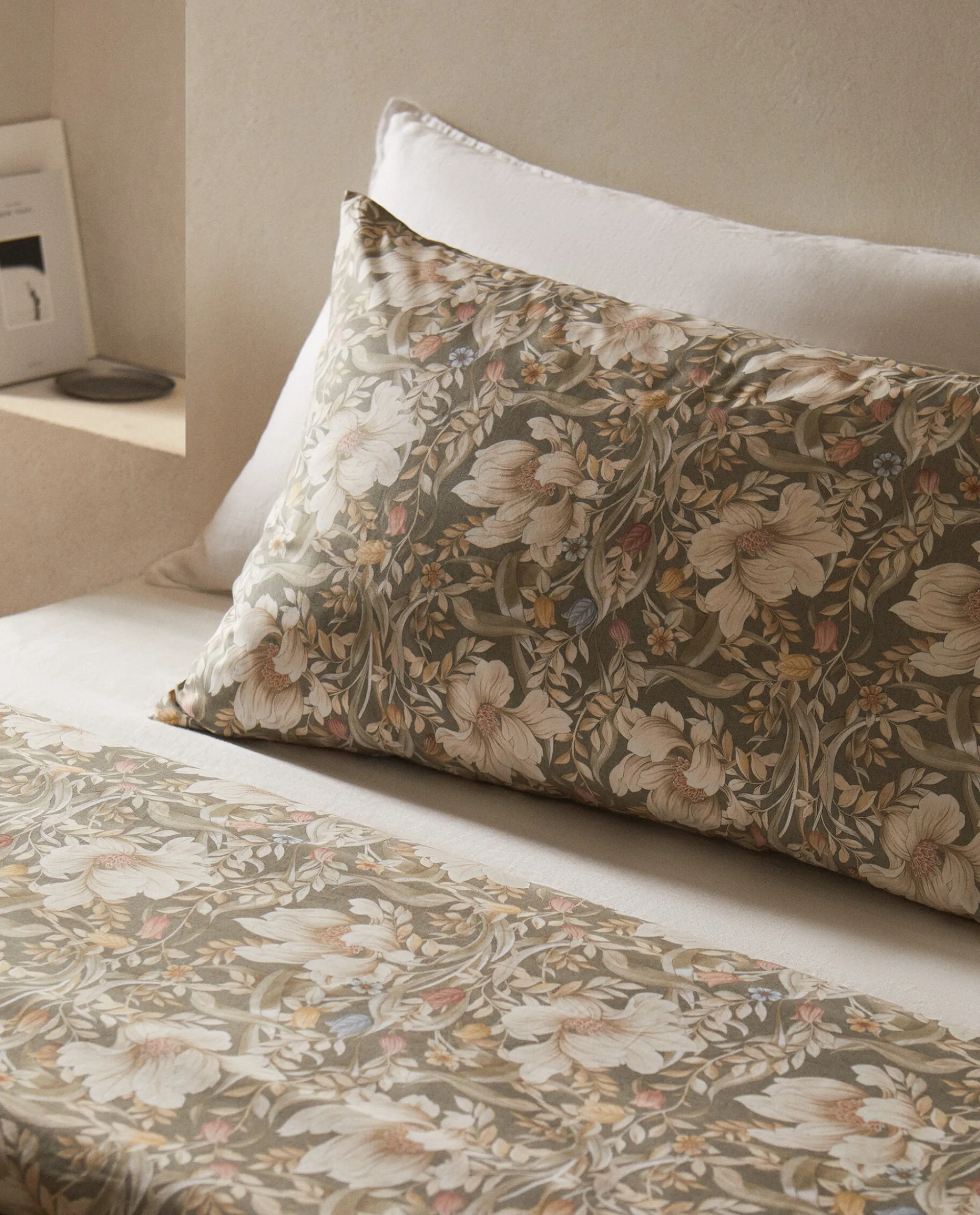 Pillowcases*ZARA Home Floral Print Pillowcase Green