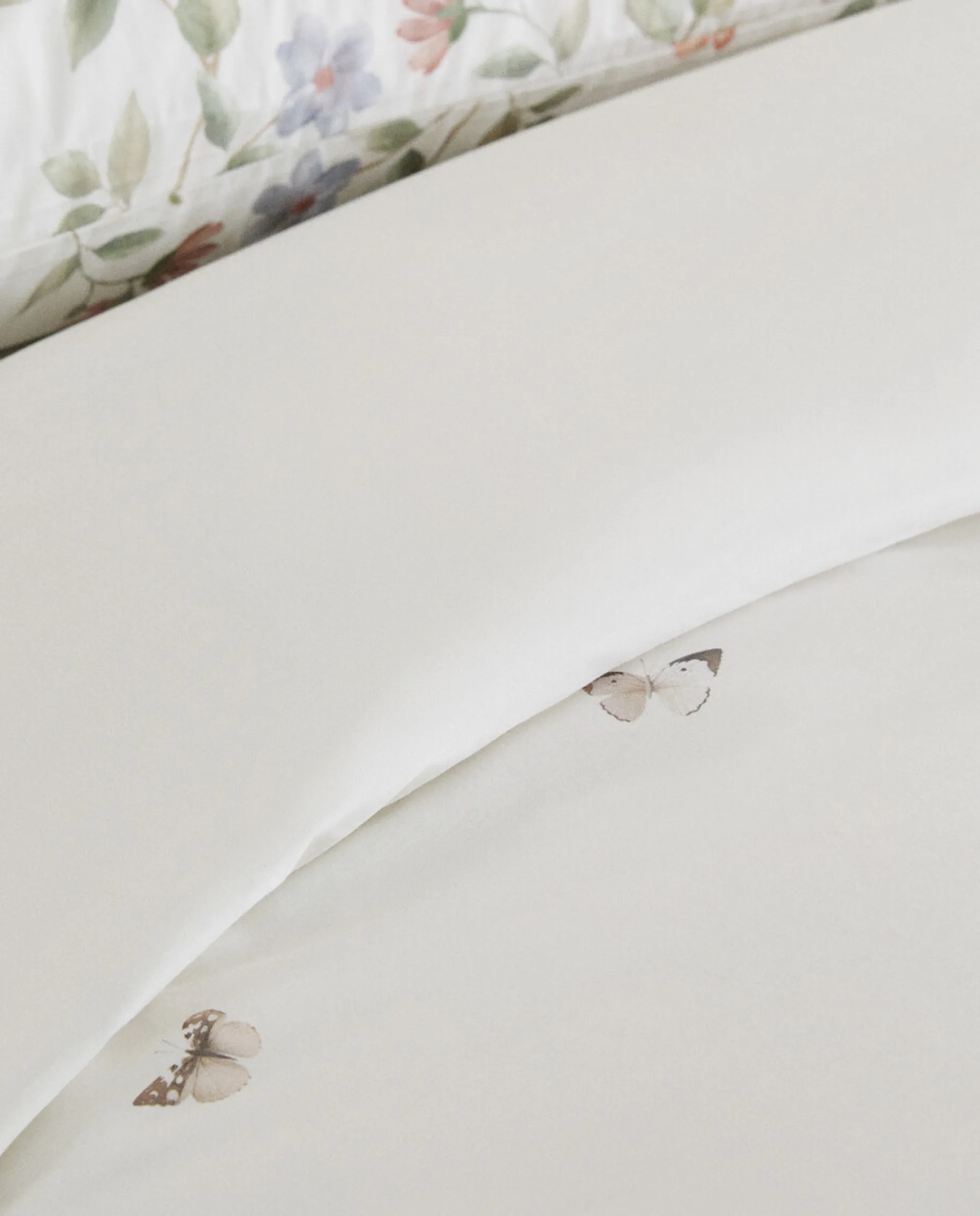 Duvet Covers*ZARA Home Flower And Butterfly Print Duvet Cover Oyster White