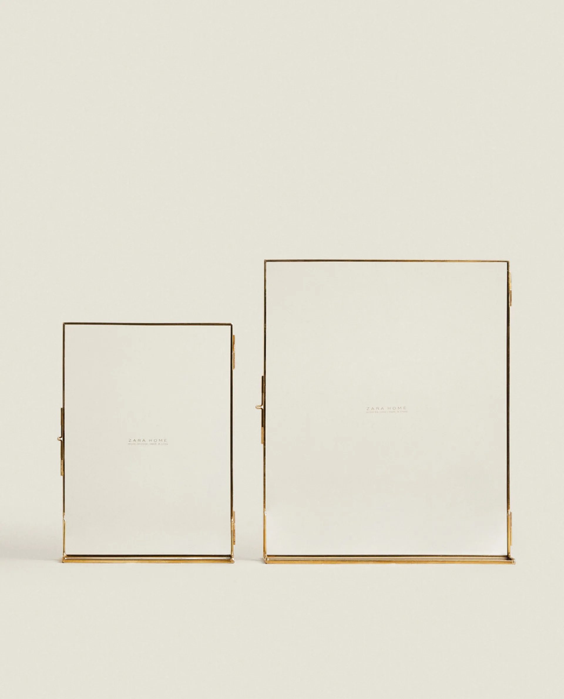 Frames And Canvases*ZARA Home Gold Frame Golden