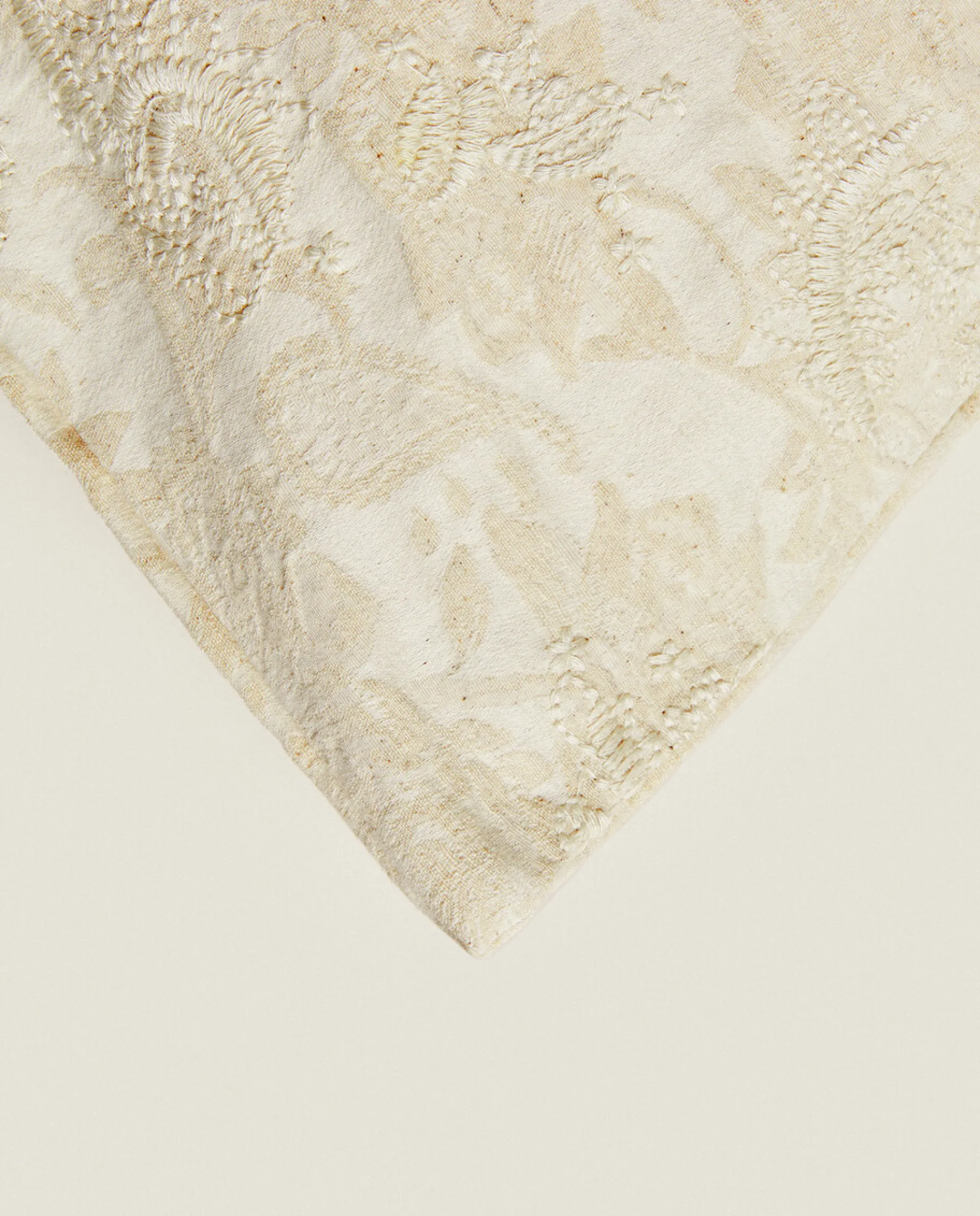 Bedspreads*ZARA Home Jacquard Throw Pillow Cover Natural Colour