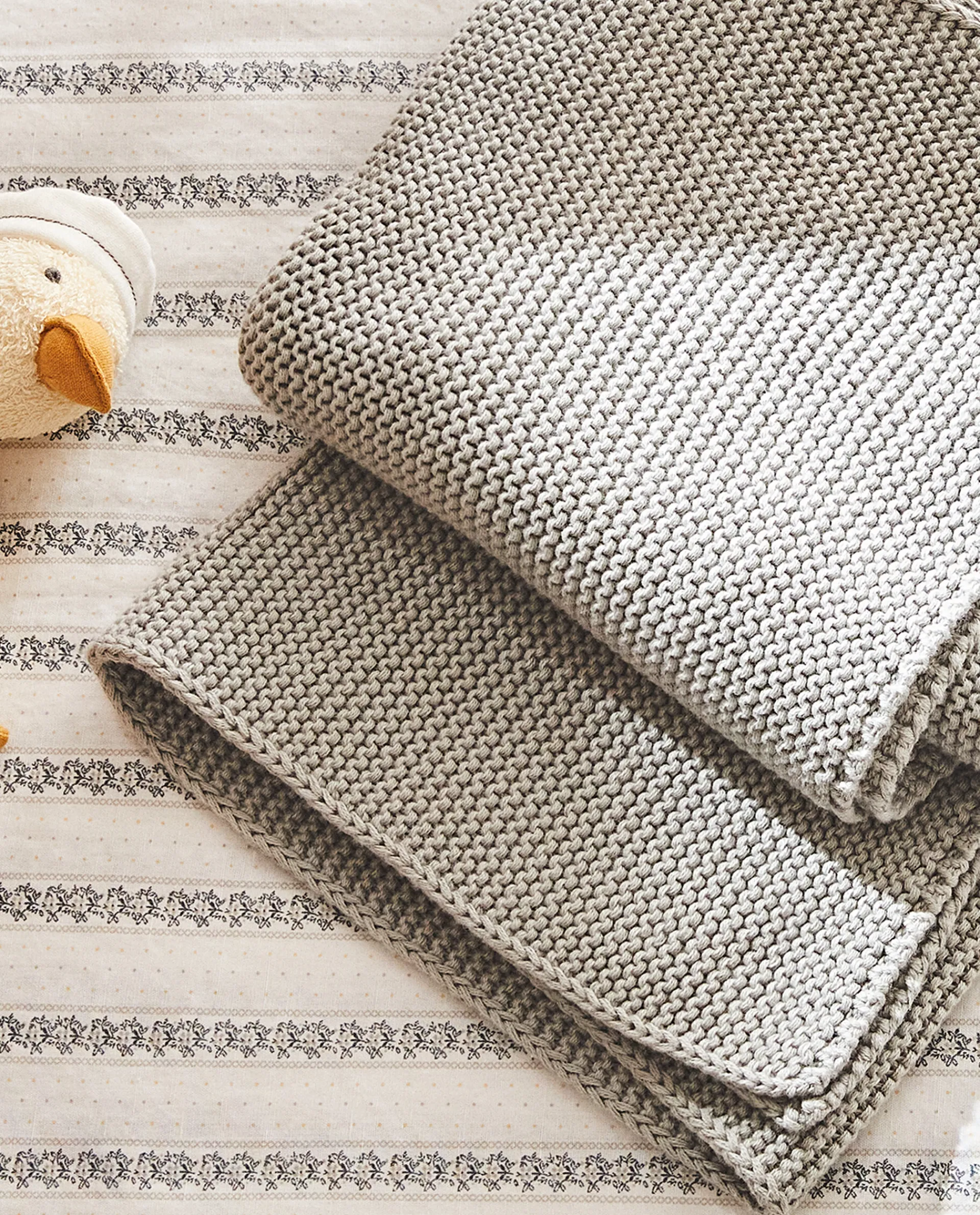 Blankets*ZARA Home Knit Baby Blanket Grey
