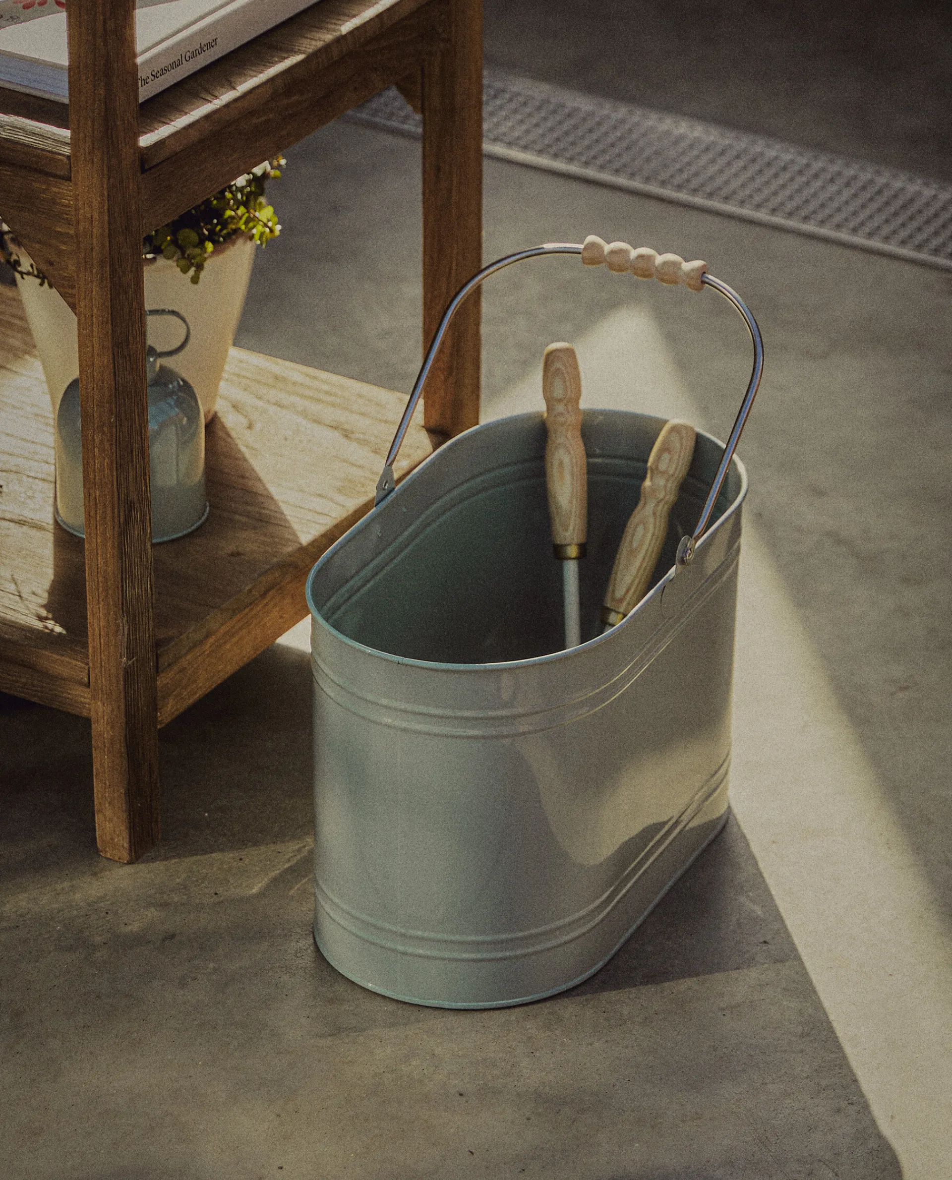 Garden*ZARA Home Lacquered Steel Bucket Green