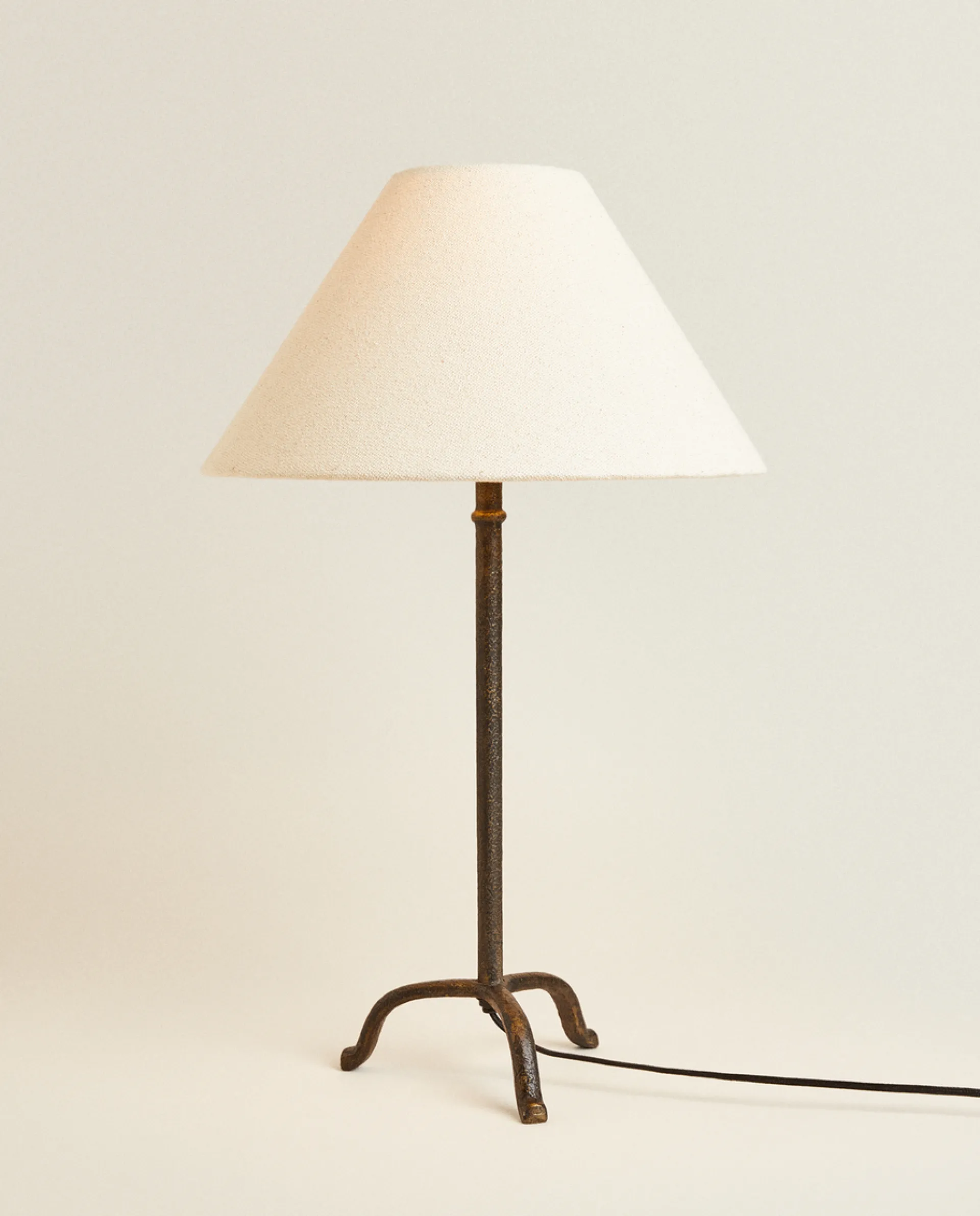 Lamps & Lighting*ZARA Home Lamp With Tripod Base Black