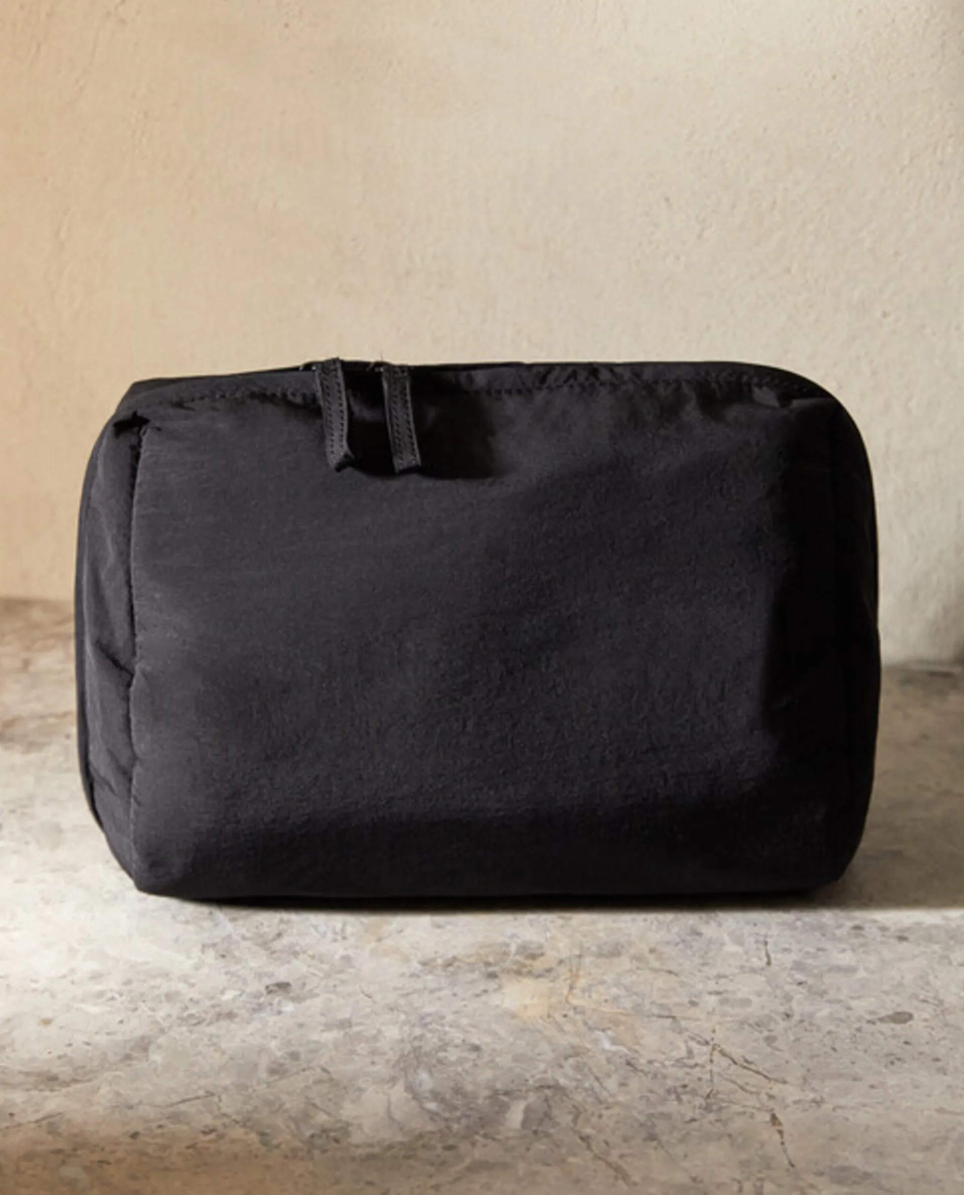 Personalization*ZARA Home Large Technical Fabric Toiletry Bag 1-040