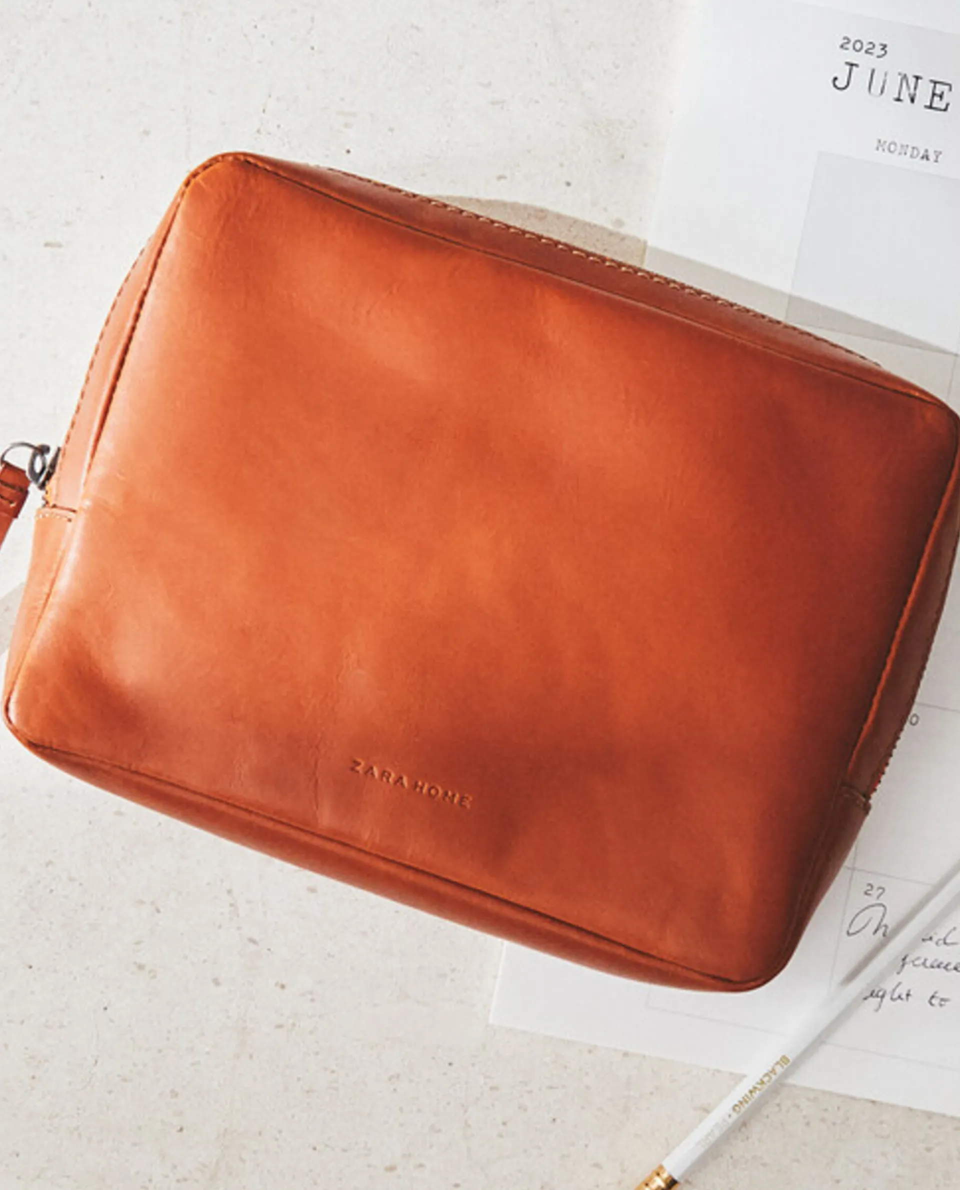 Bags And Toiletry Bags*ZARA Home Leather Case 1-105