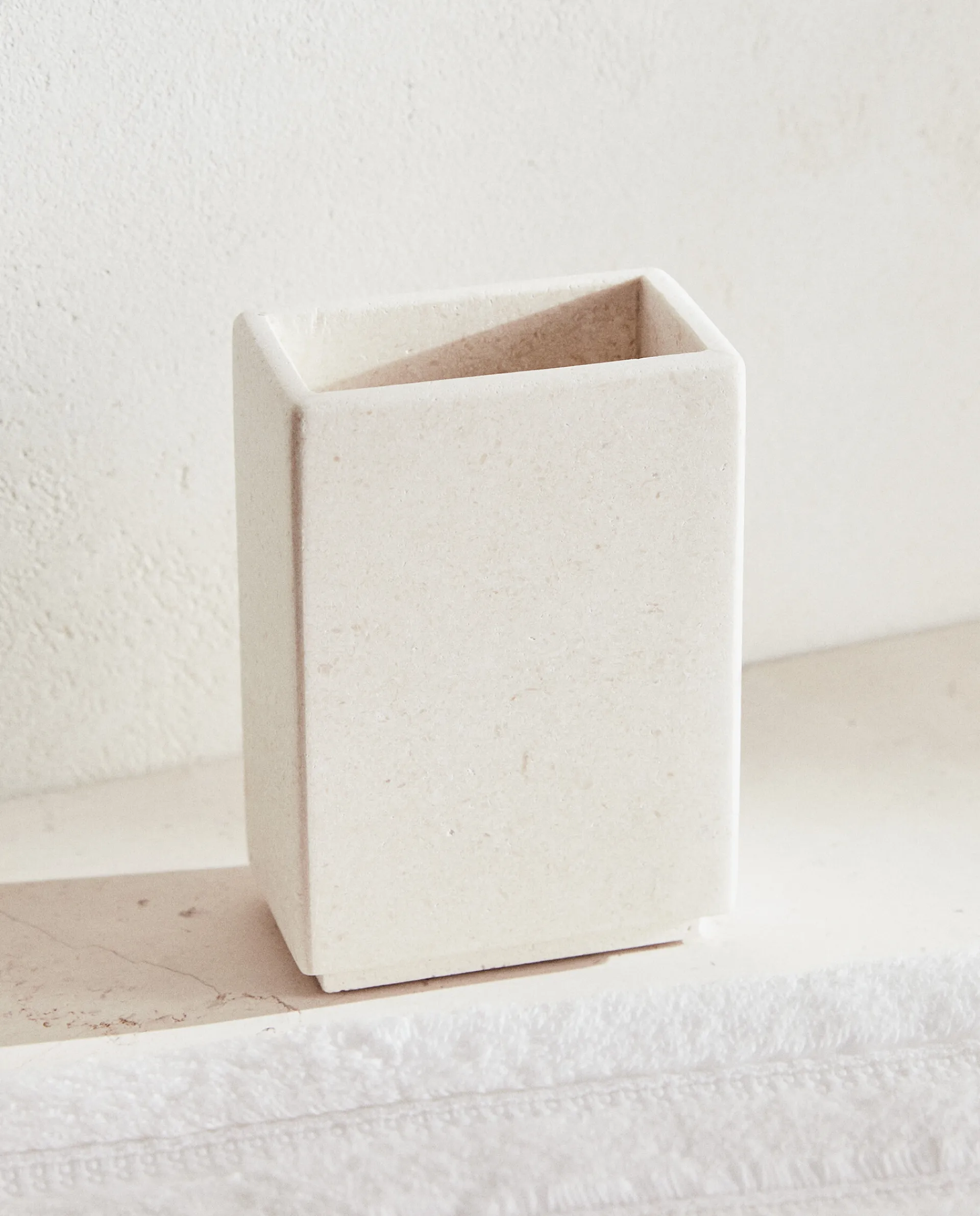 Glasses*ZARA Home Light Marble Tumbler Oyster White