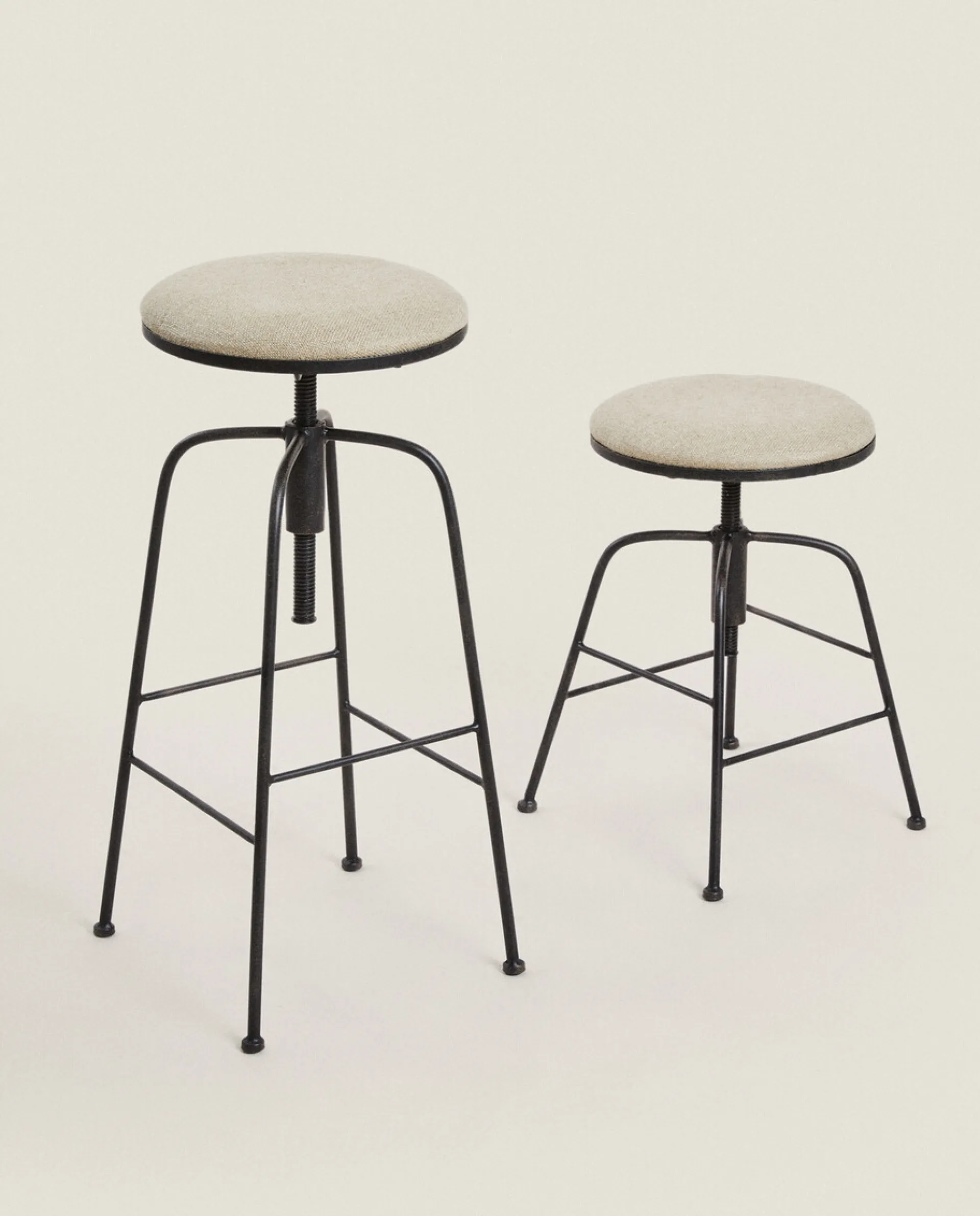 Chairs & Cushions*ZARA Home Linen Swivel Stool Black/Ecru