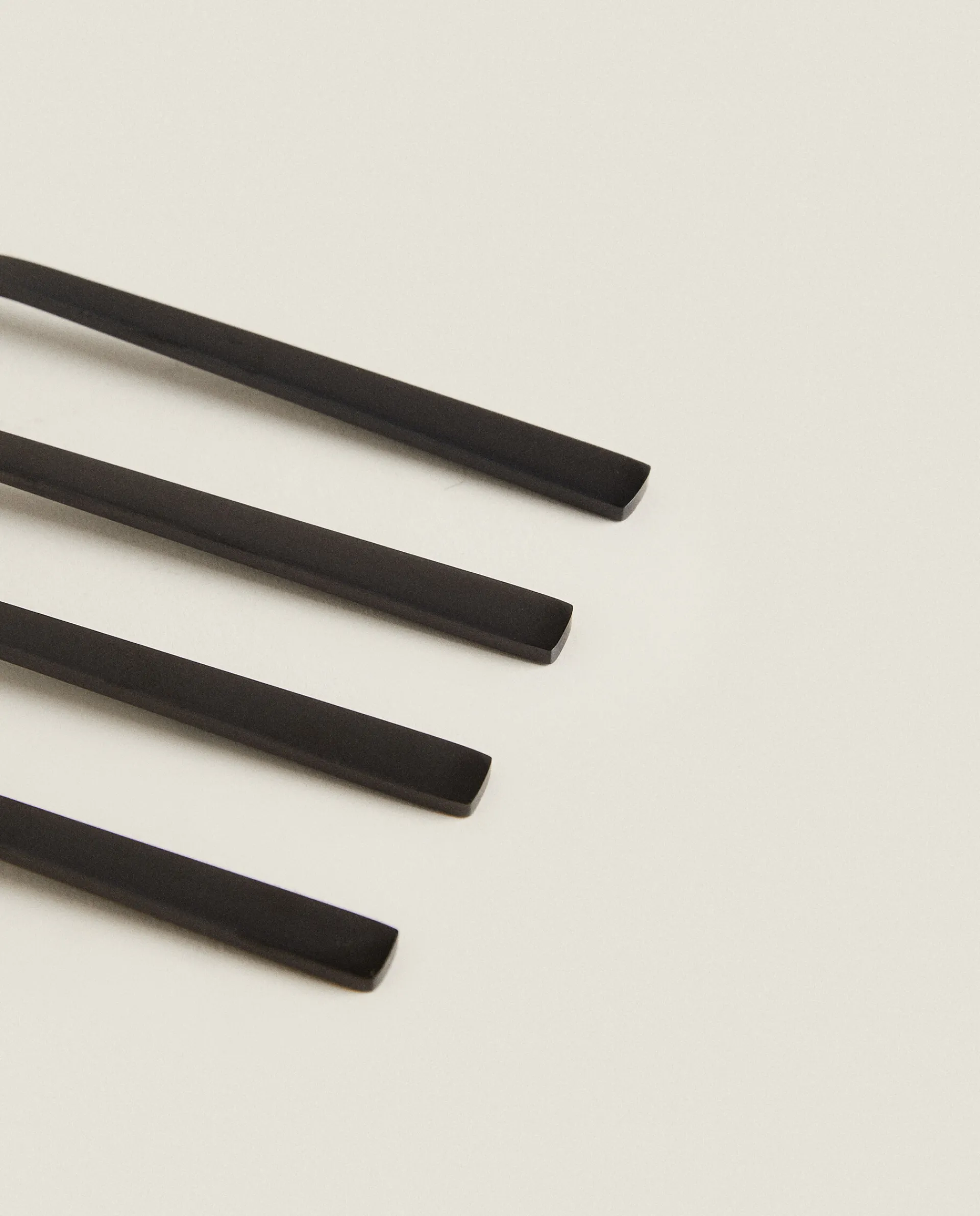 Cutlery*ZARA Home Matte Brunch Forks (Pack Of 4) Black