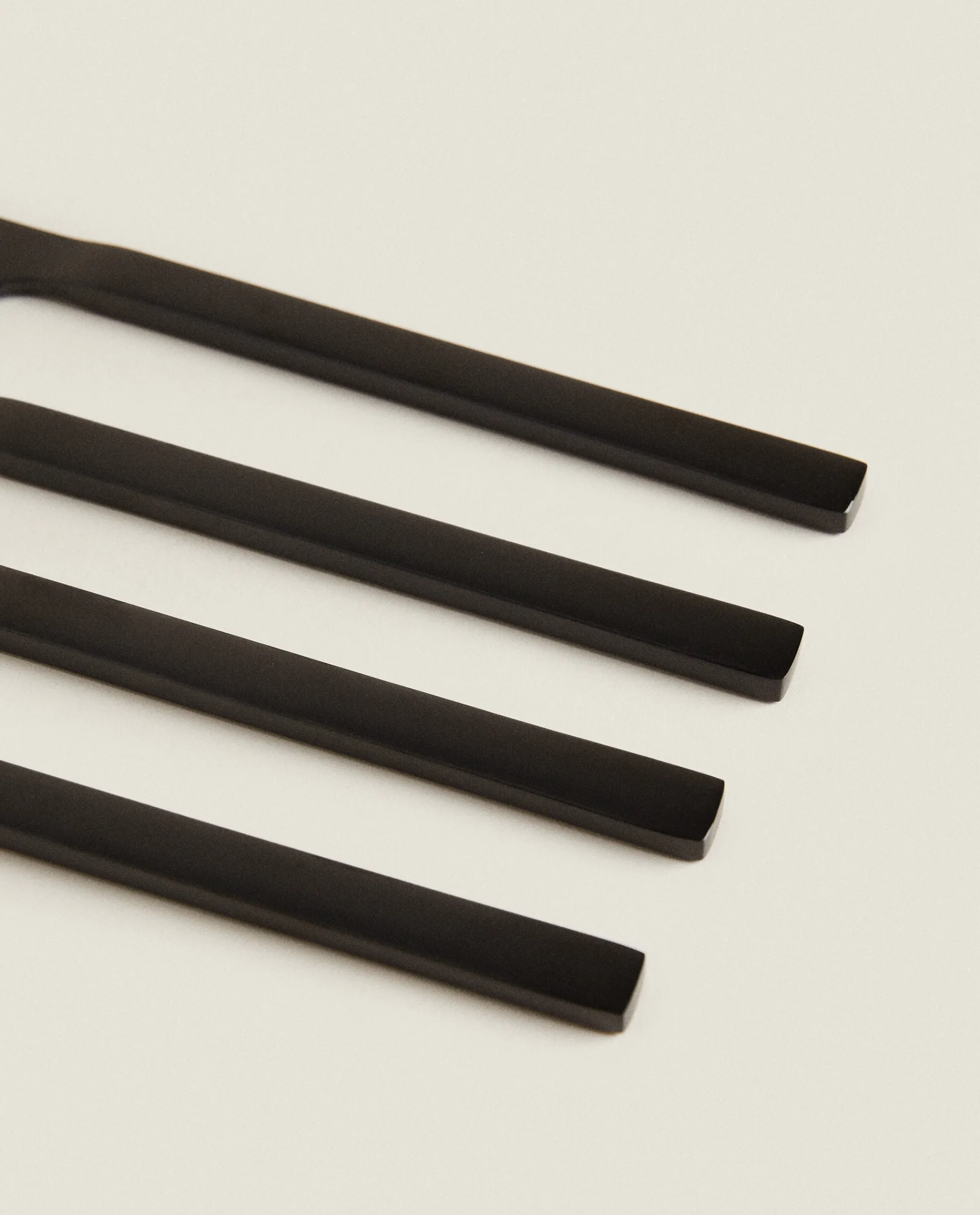 Cutlery*ZARA Home Matte Knives (Pack Of 4) Black