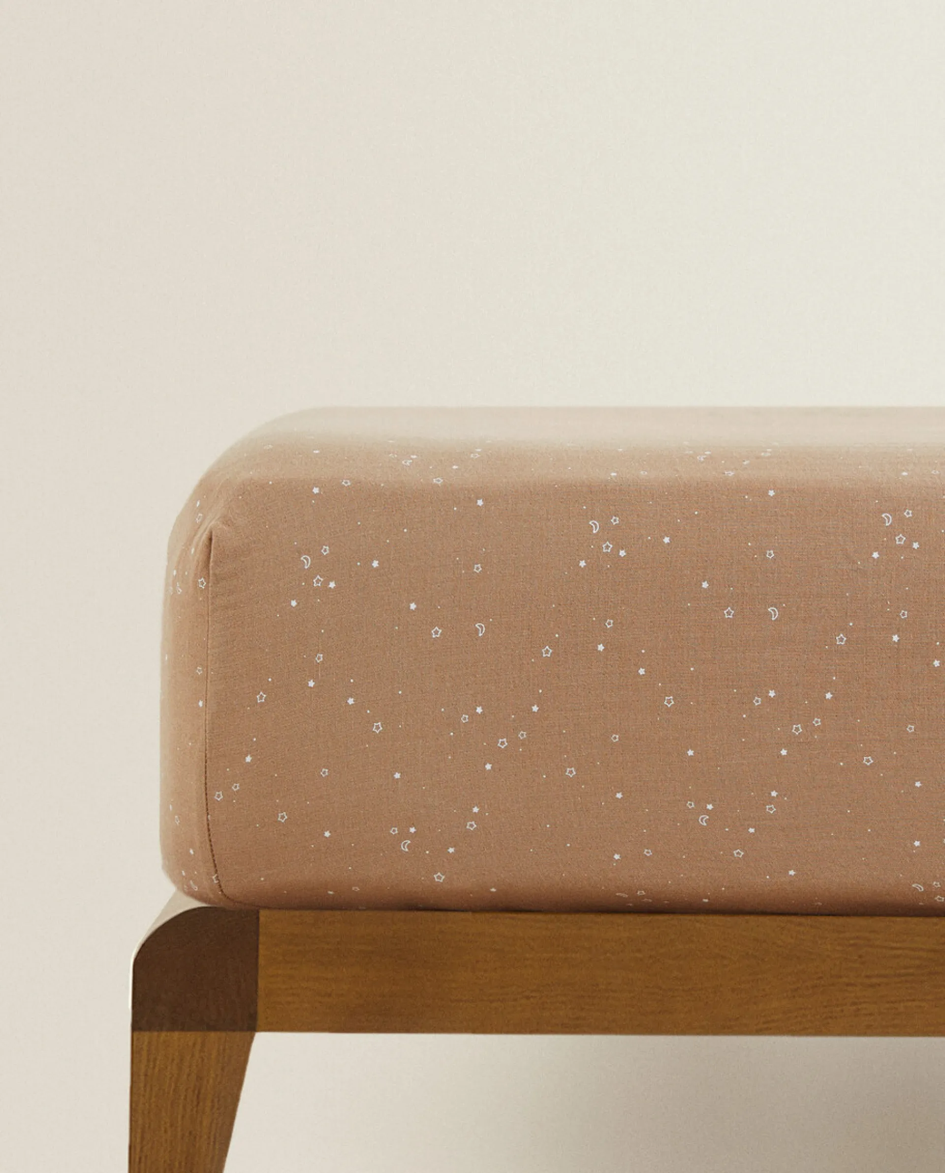 Crib Bedding*ZARA Home Moon And Star Fitted Sheet Taupe