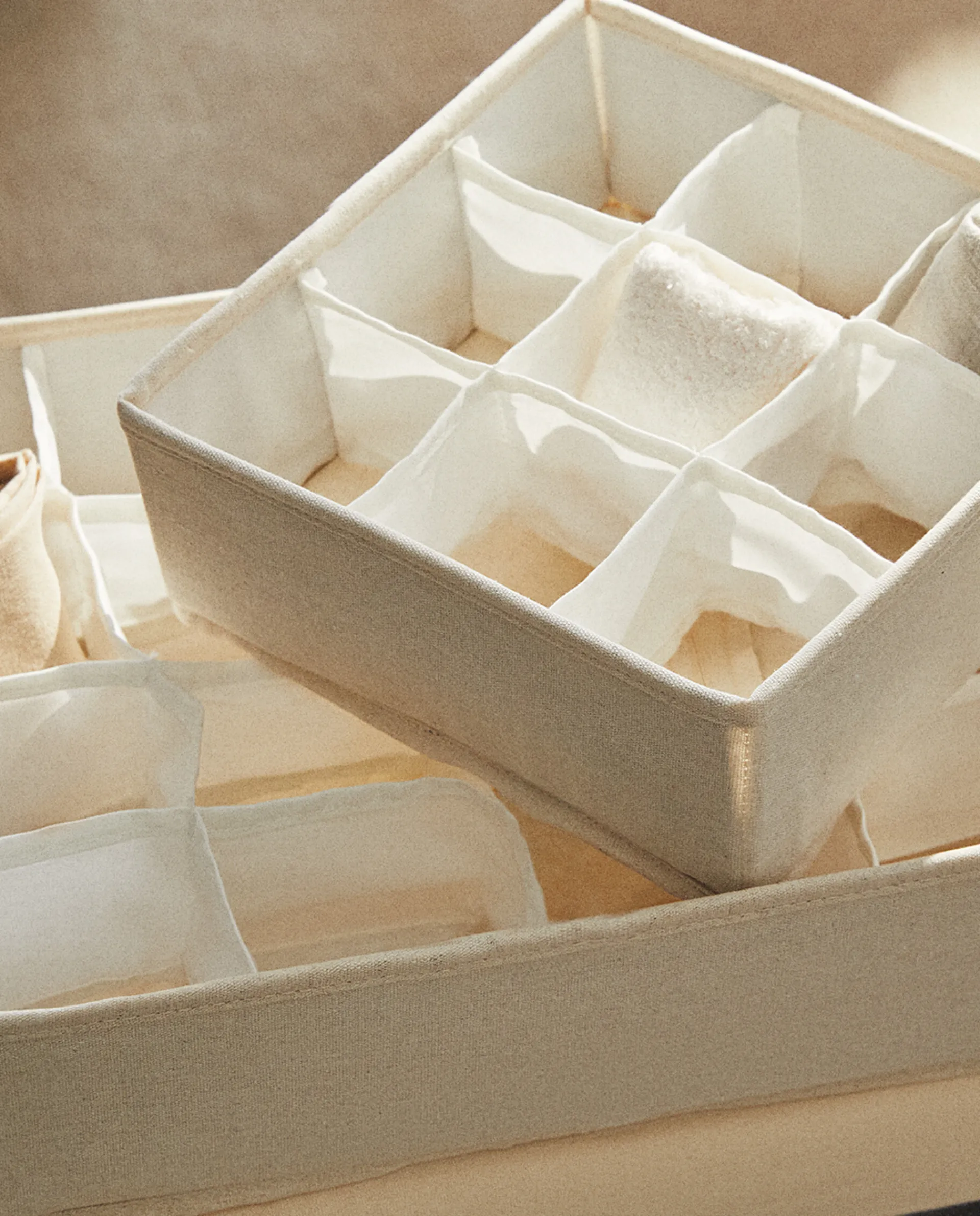 Storage*ZARA Home Organizer Basket With Compartments Cream